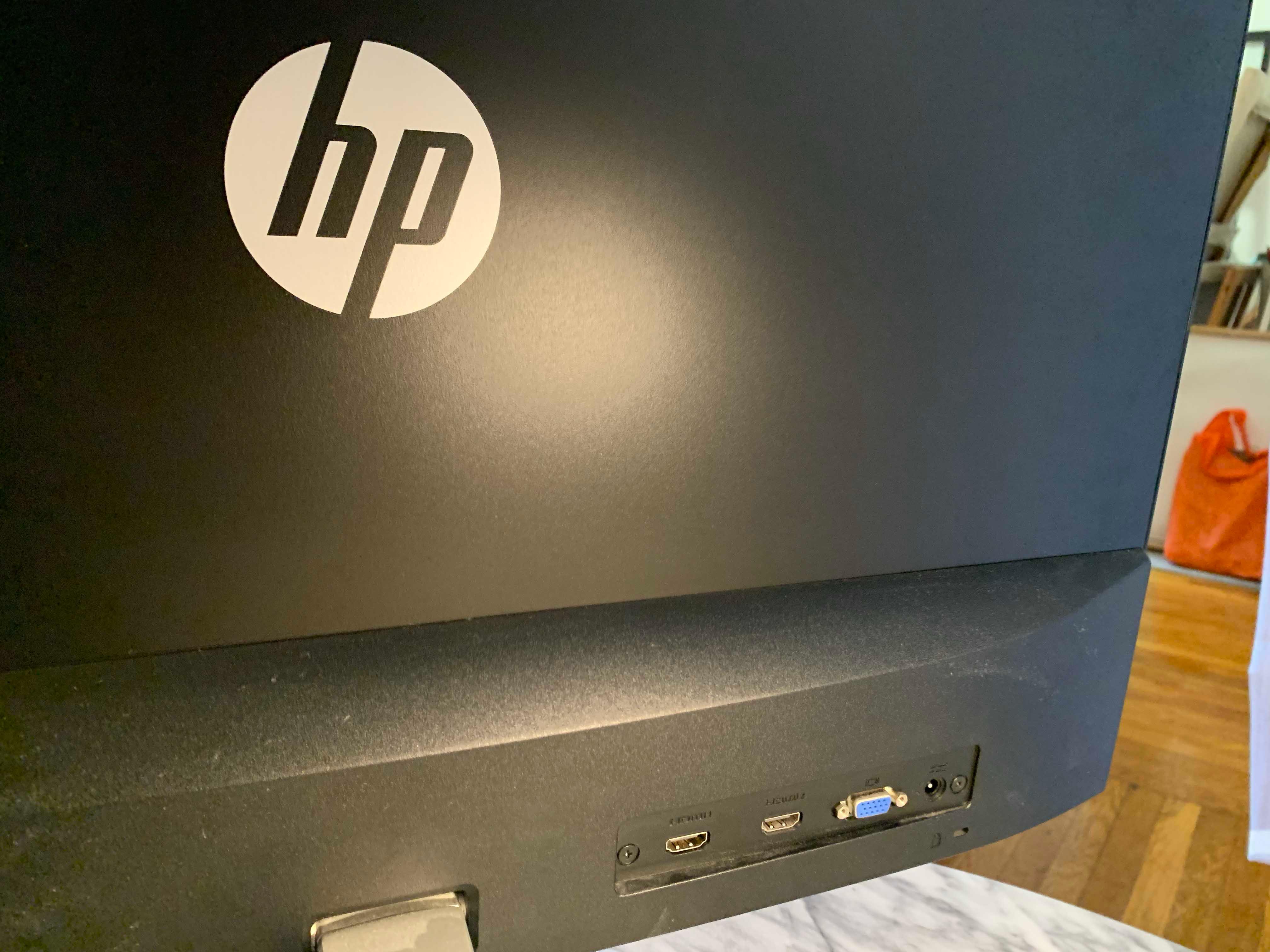 27-inch HP monitor - photo 2
