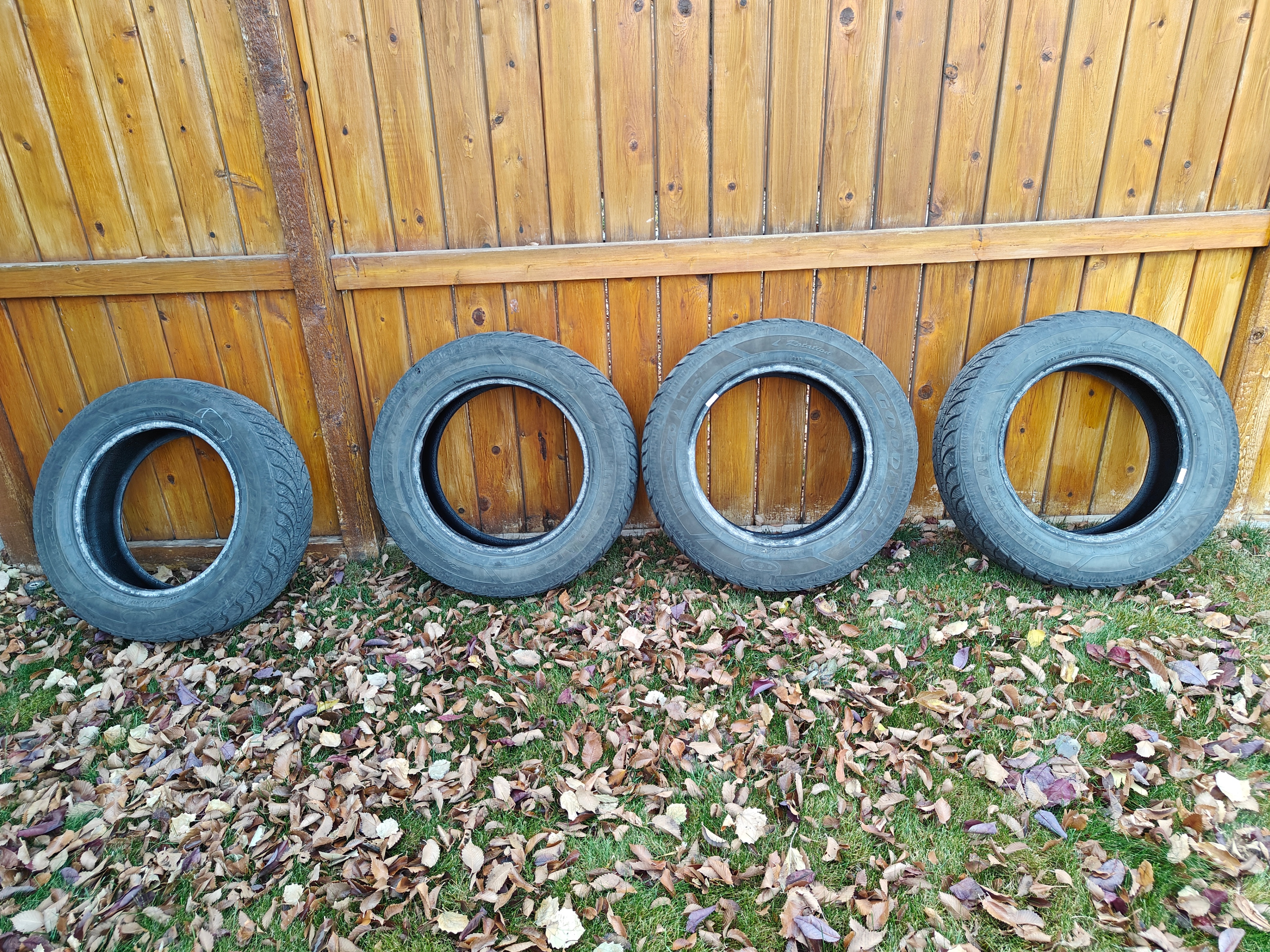 Used Goodyear Ultra Grip 17" Winter Tires - 225/65R17 - 1 Damage