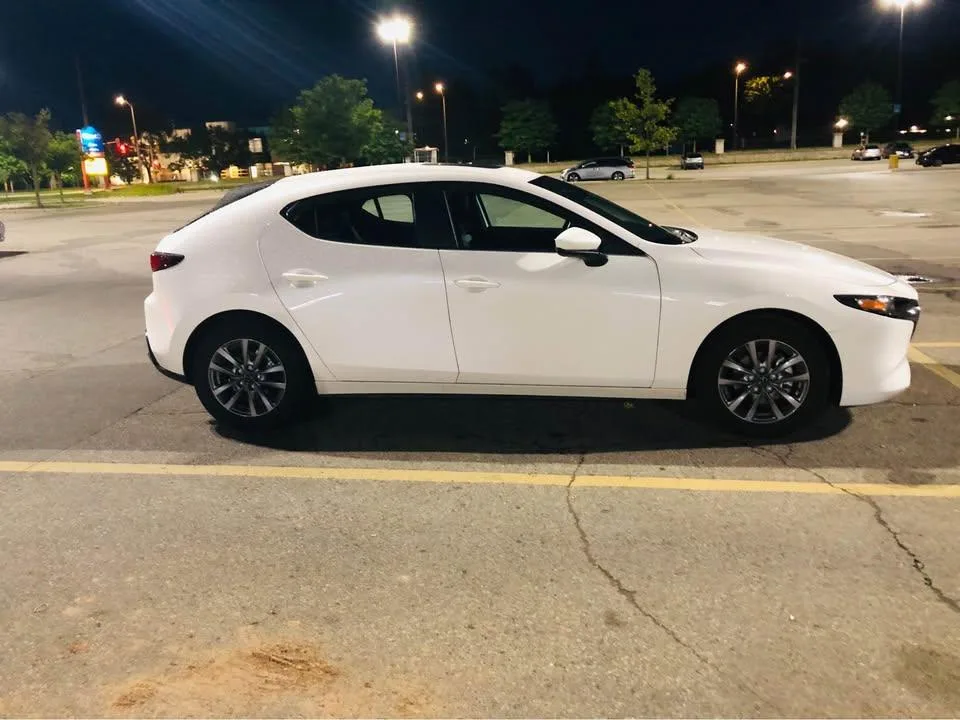 Mazda 3 Hatchback image indicator(7)