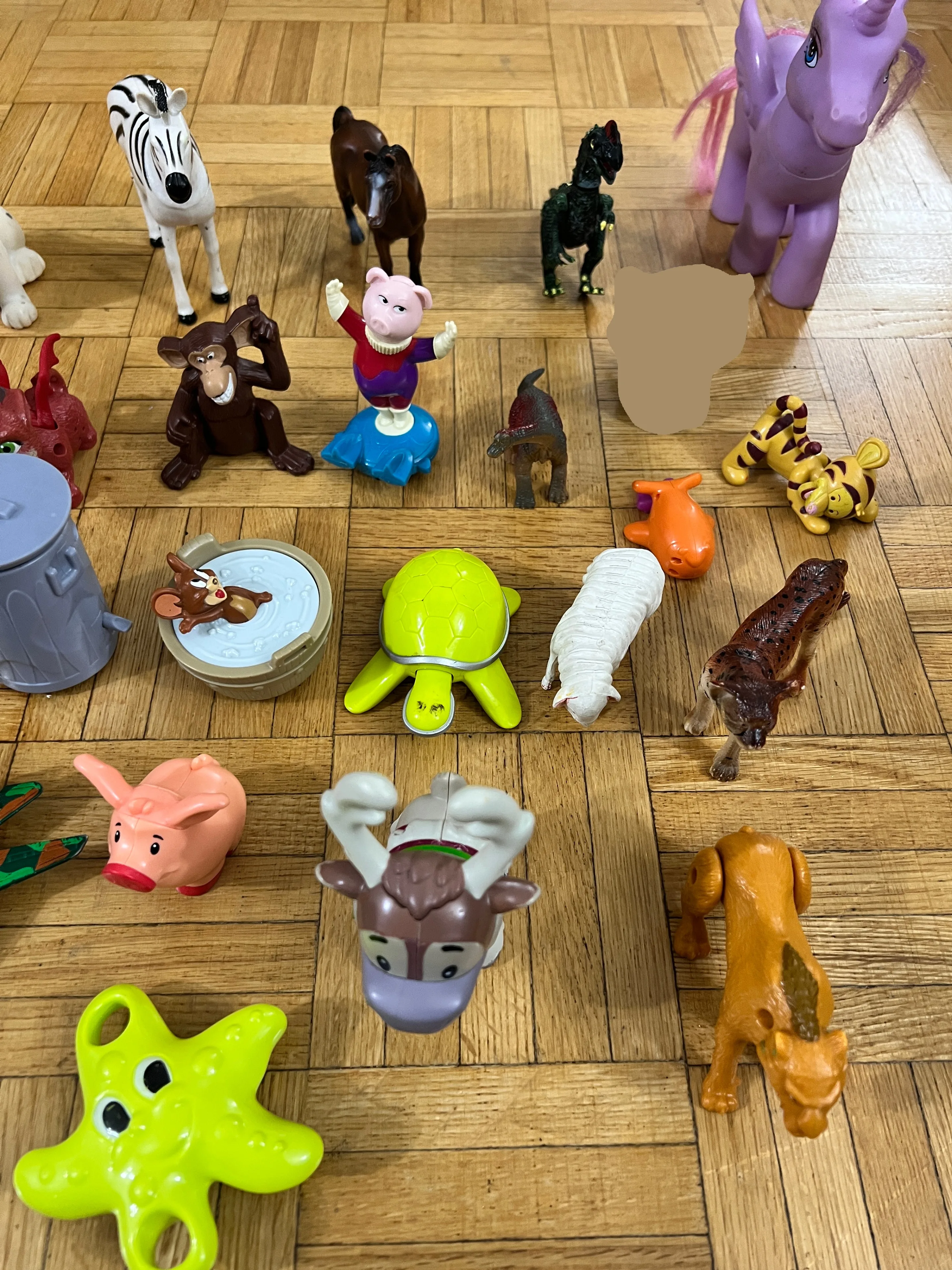 32 toys for kids / jouets pour enfants image indicator(4)