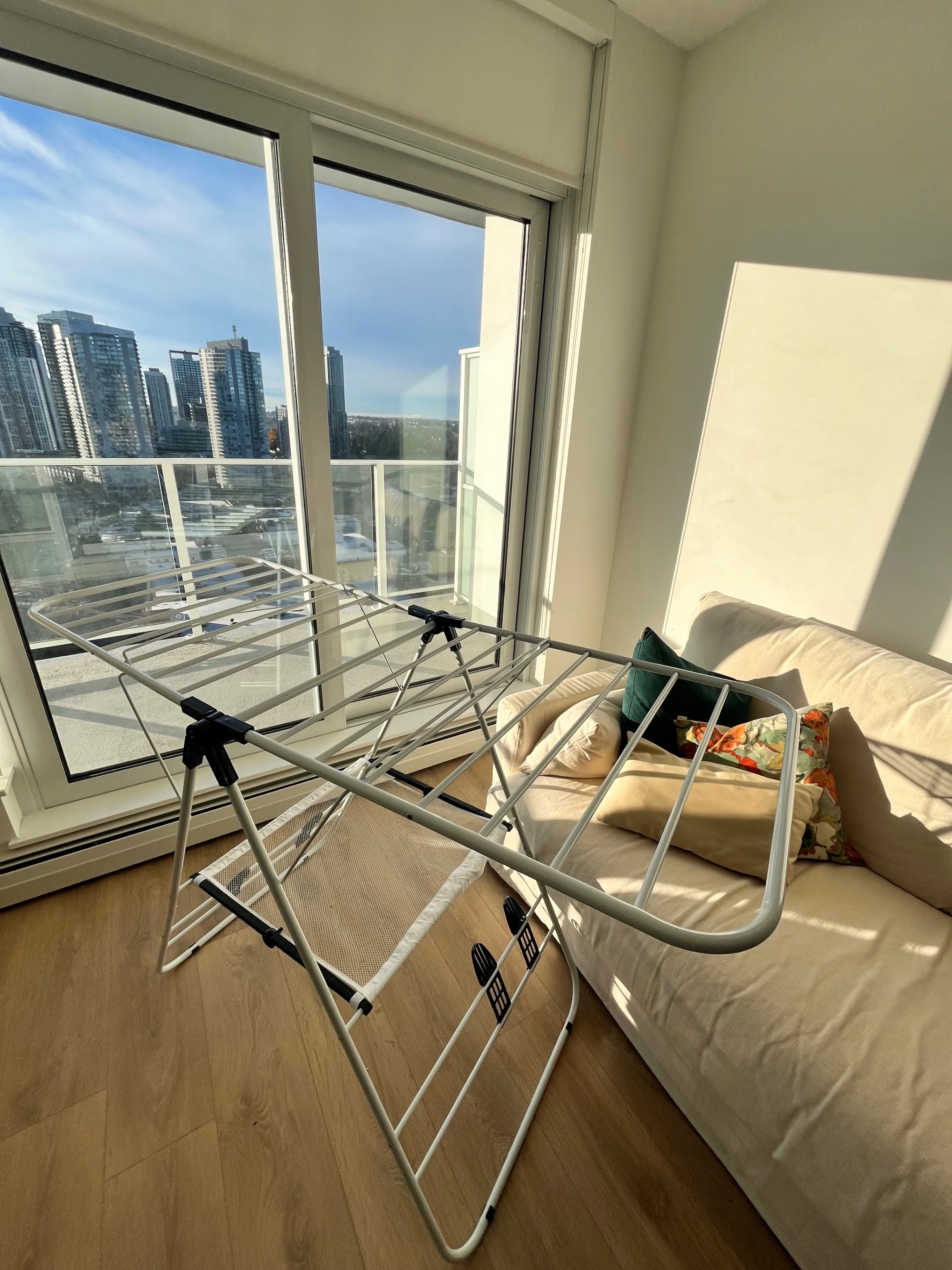 Moving sale! Drying Rack, 43 feet of drying space image indicator(6)