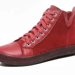 Women's shoes - genuine leather - brand new- size 8-9