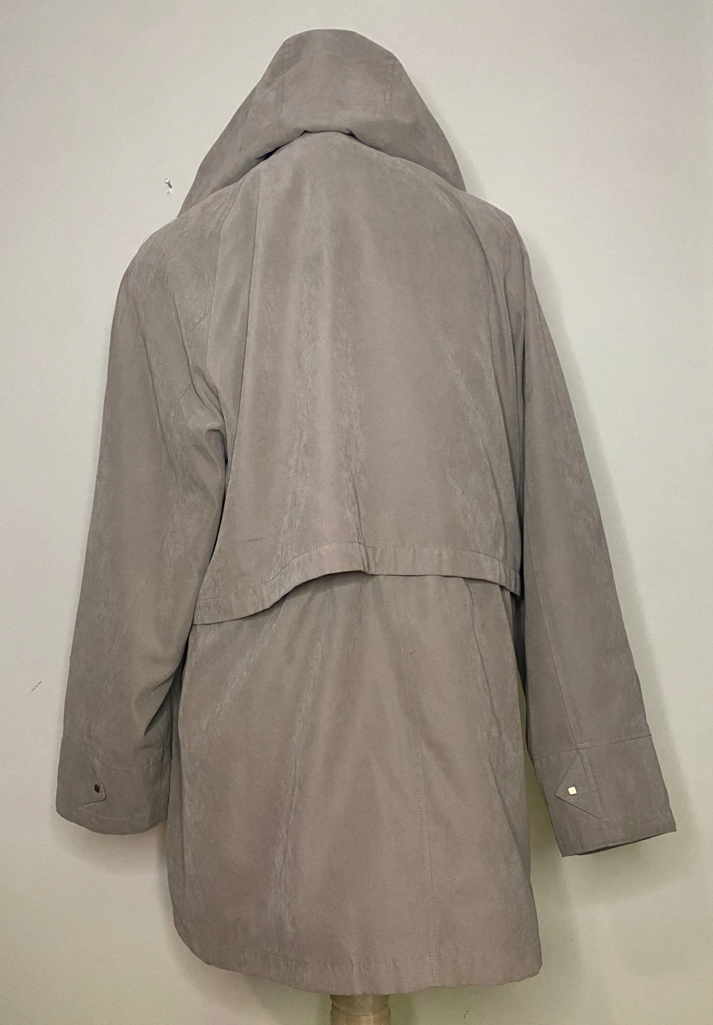 Liz Claiborne Soft Shell Lined Hooded Tan Women’s Coat Large image indicator(3)
