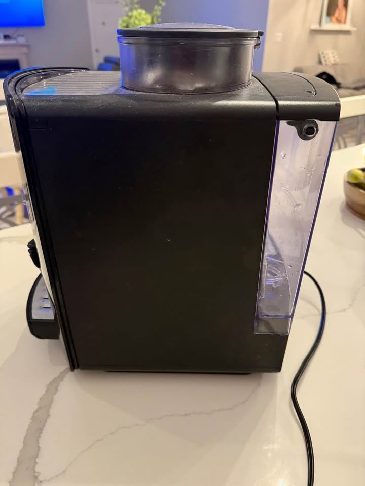 KRUPS Super Auto Coffee Machine Needs Maintenance - photo 2