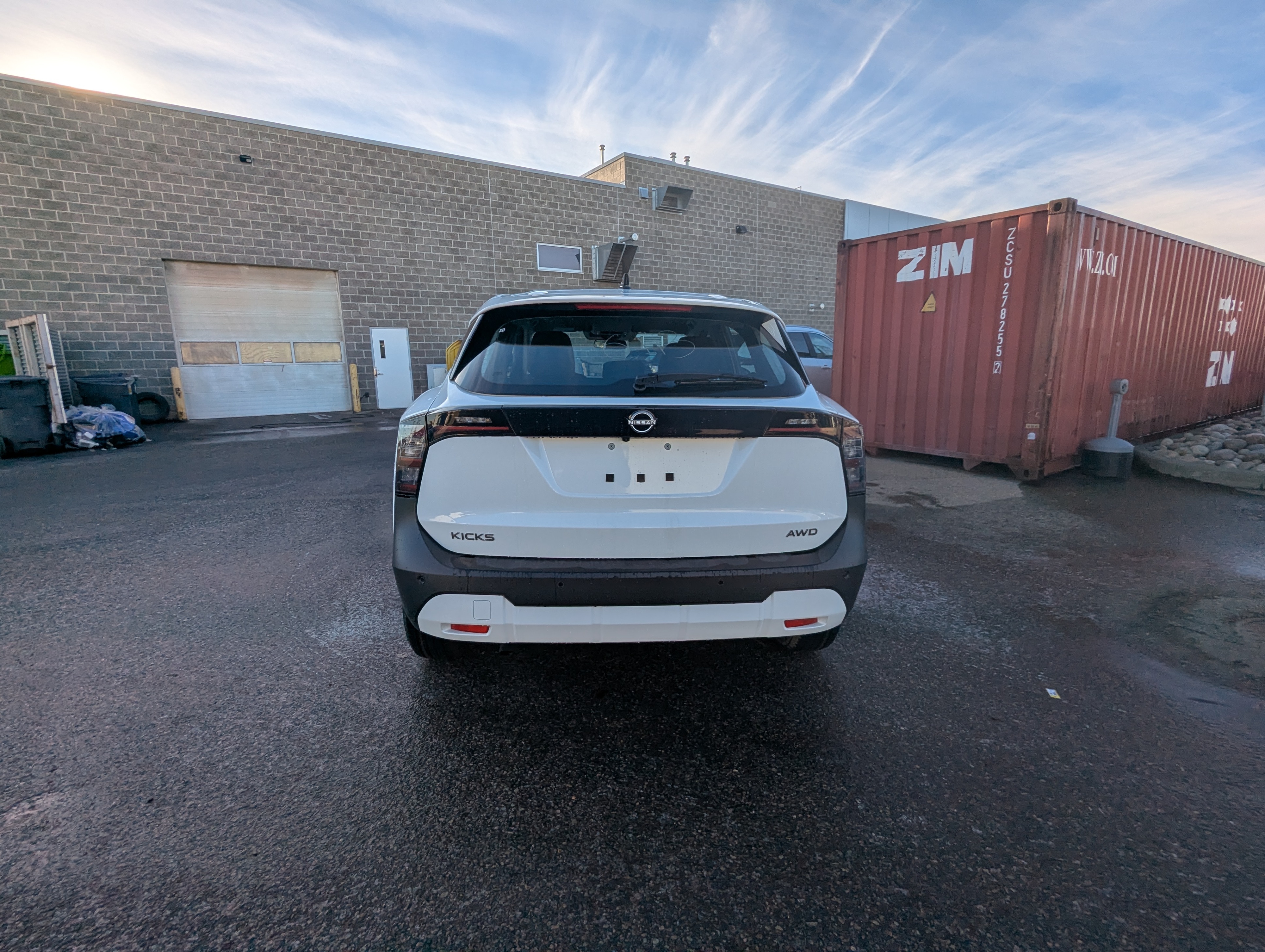 2026 Nissan Kicks S - photo 4