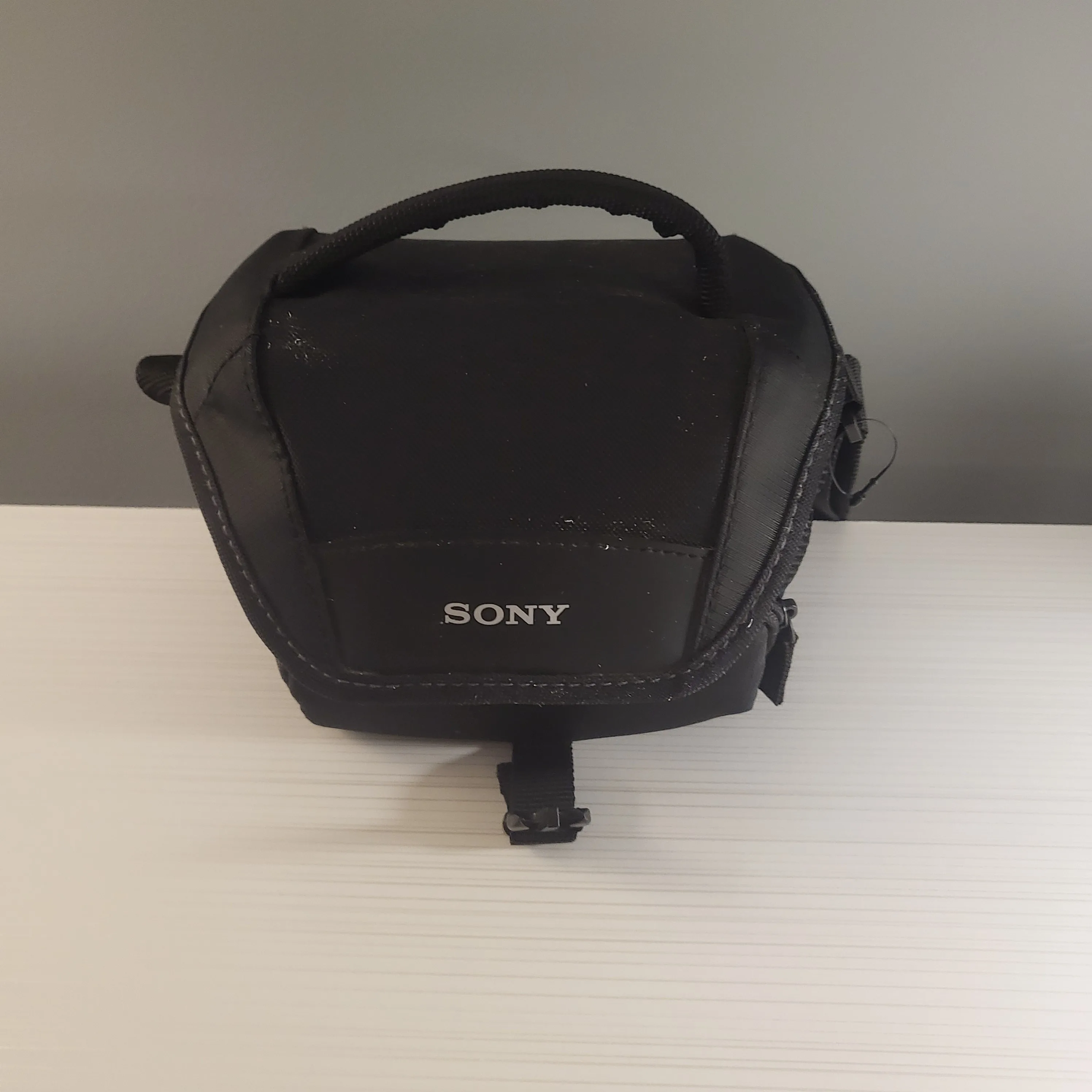 Pristine! Sony HD Handycam W Carry Case - Quick Pickup!🚀 image indicator(10)