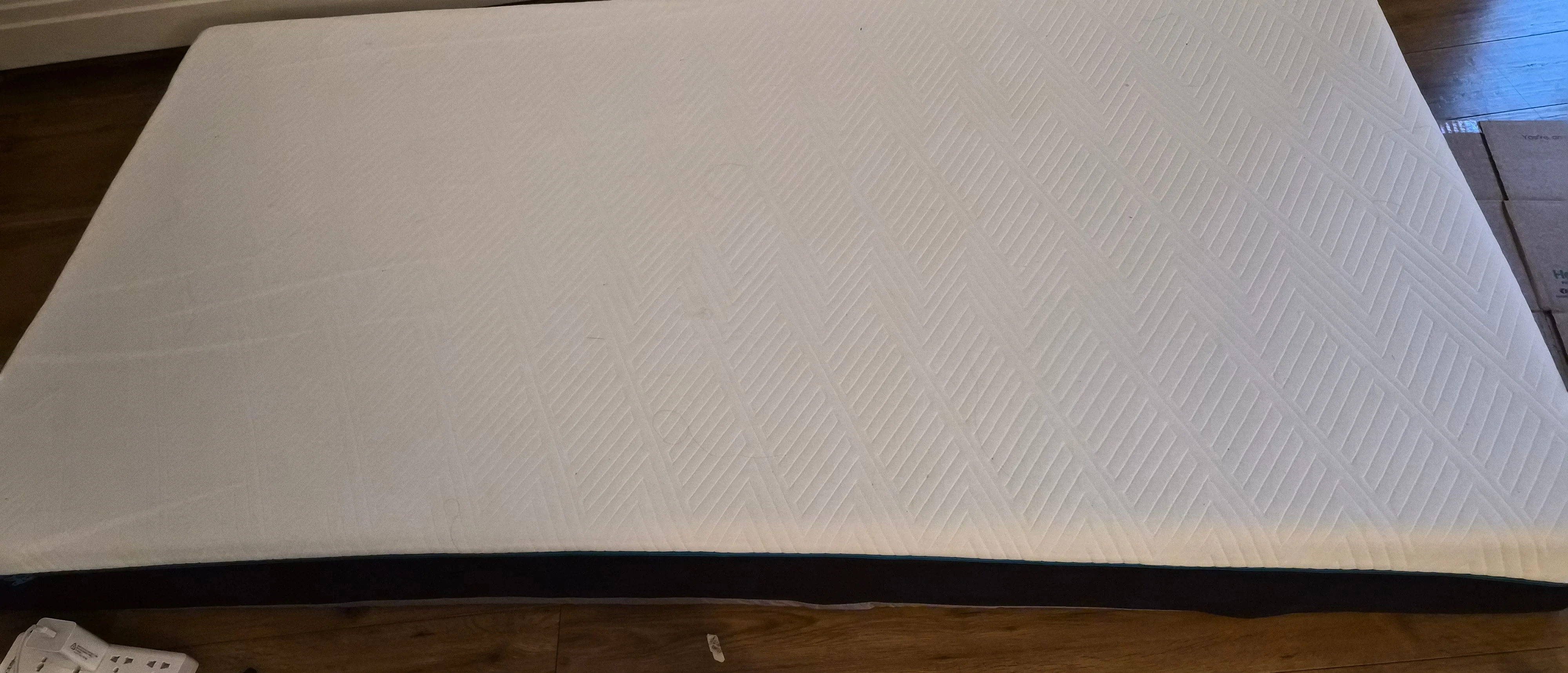 6 inch, 99*190*15,Twin almost new comfortable mattress image indicator(3)