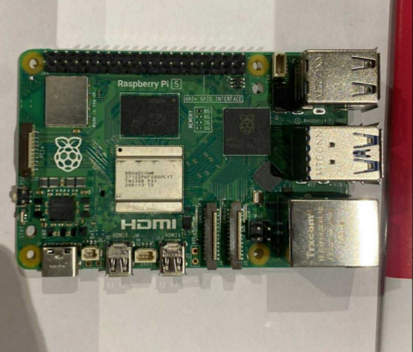 Raspberry Pi 5 Model - 8GB RAM Starter Kit 64-bit - photo 3