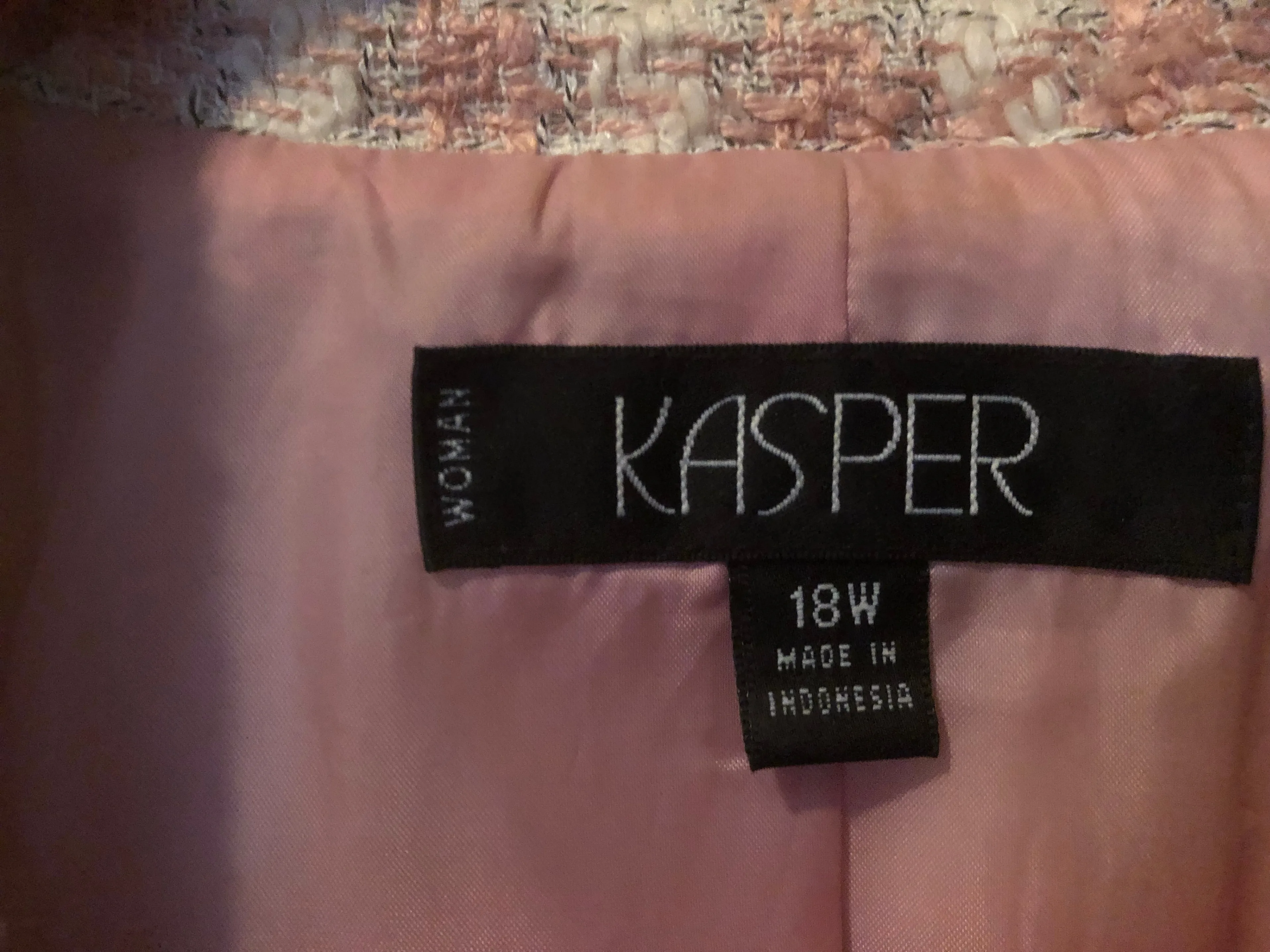 Vintage Women’s Pink Kasper Tweed Style Blazer Jacket image indicator(4)