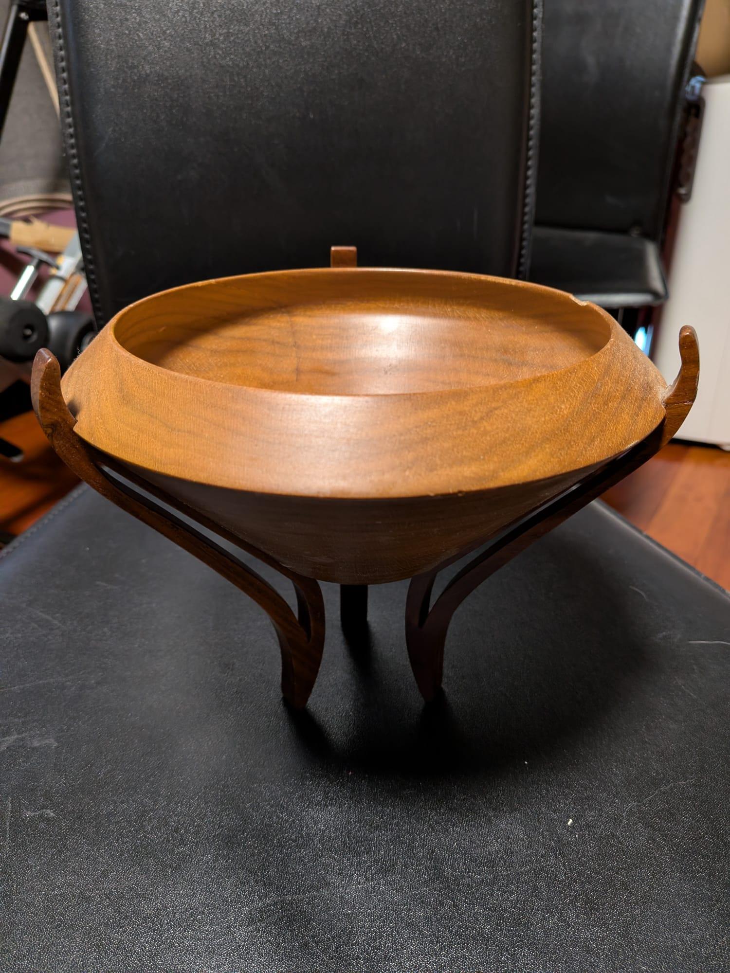 🌿 Handcrafted Turned Wood Bowl with Decorative Legs - photo 2