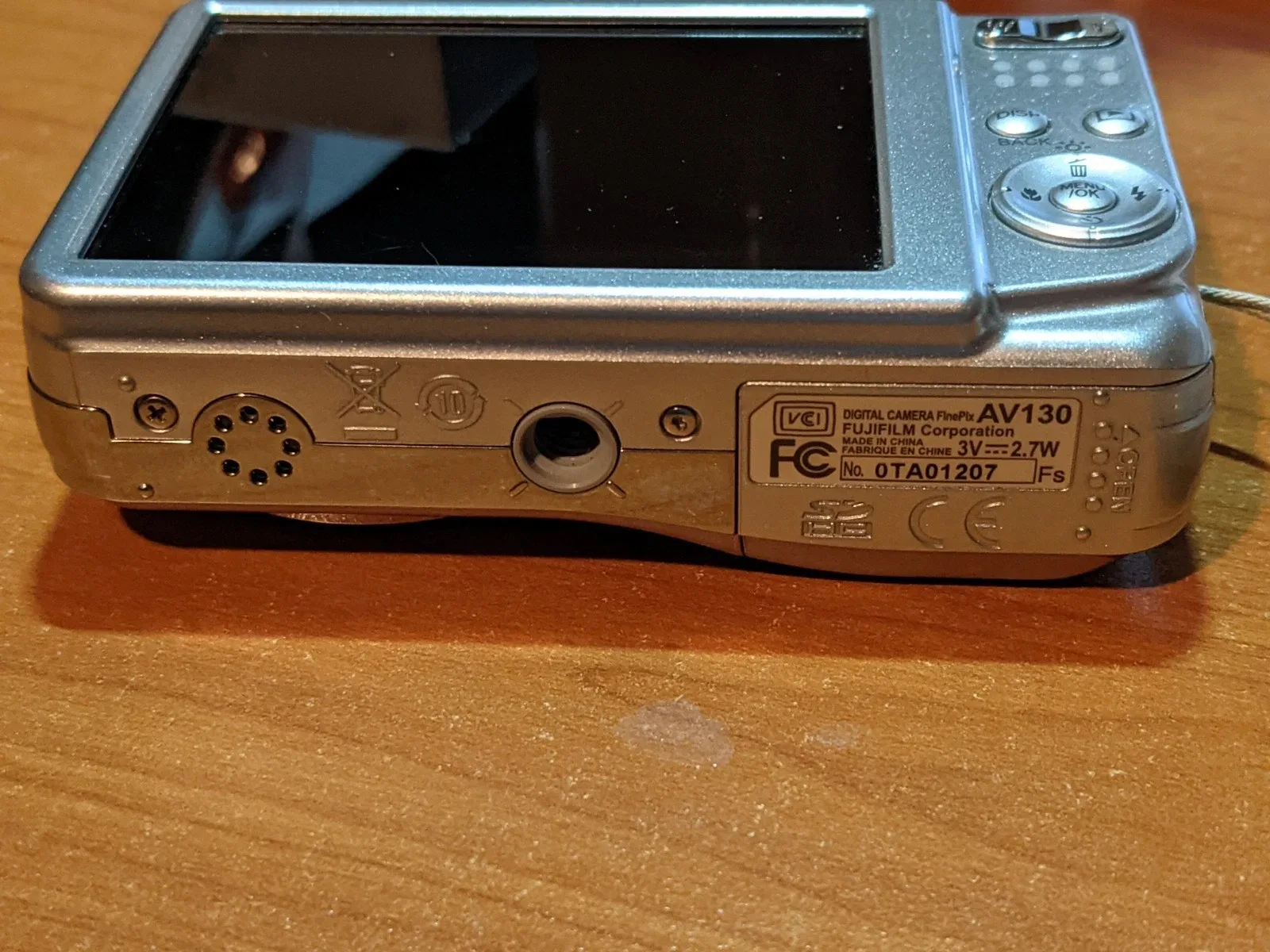 Fujiflm FinePix AV130 12.0MP Digital Camera Silver w/CAS3 image indicator(4)