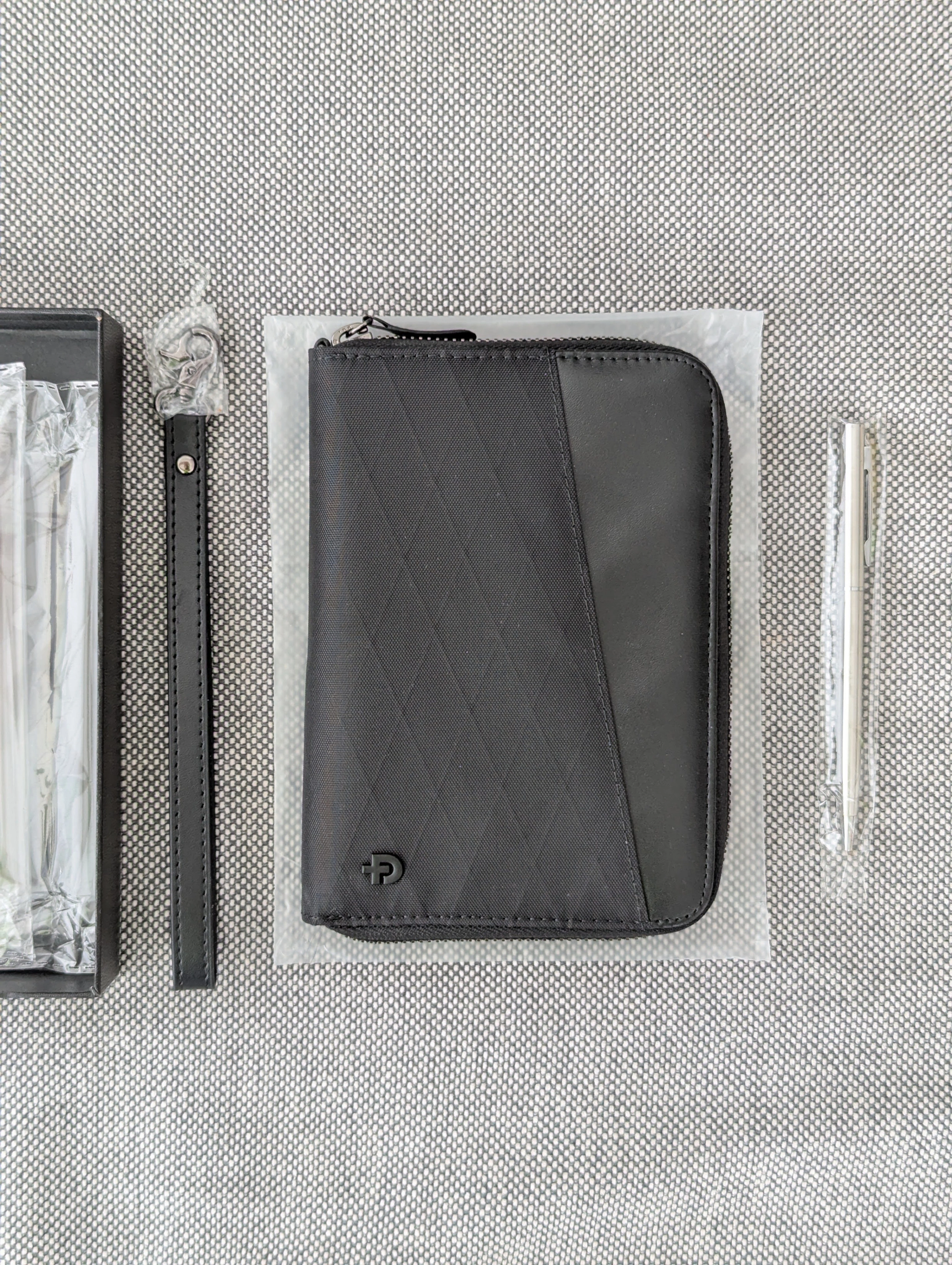 ADD1D Explorer Wallet T (Passport Wallet)