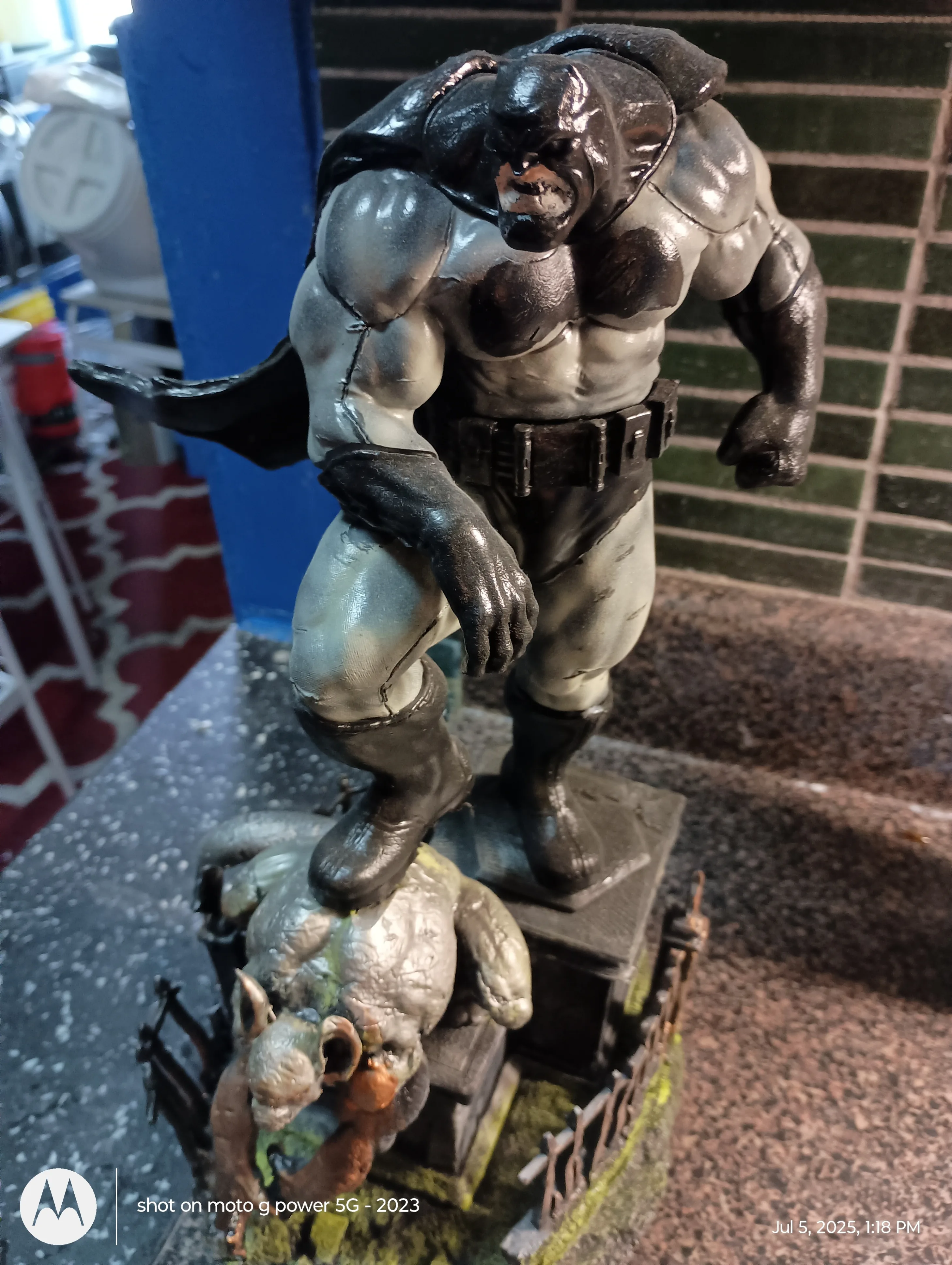 Batman Statue 12in tall image indicator(3)