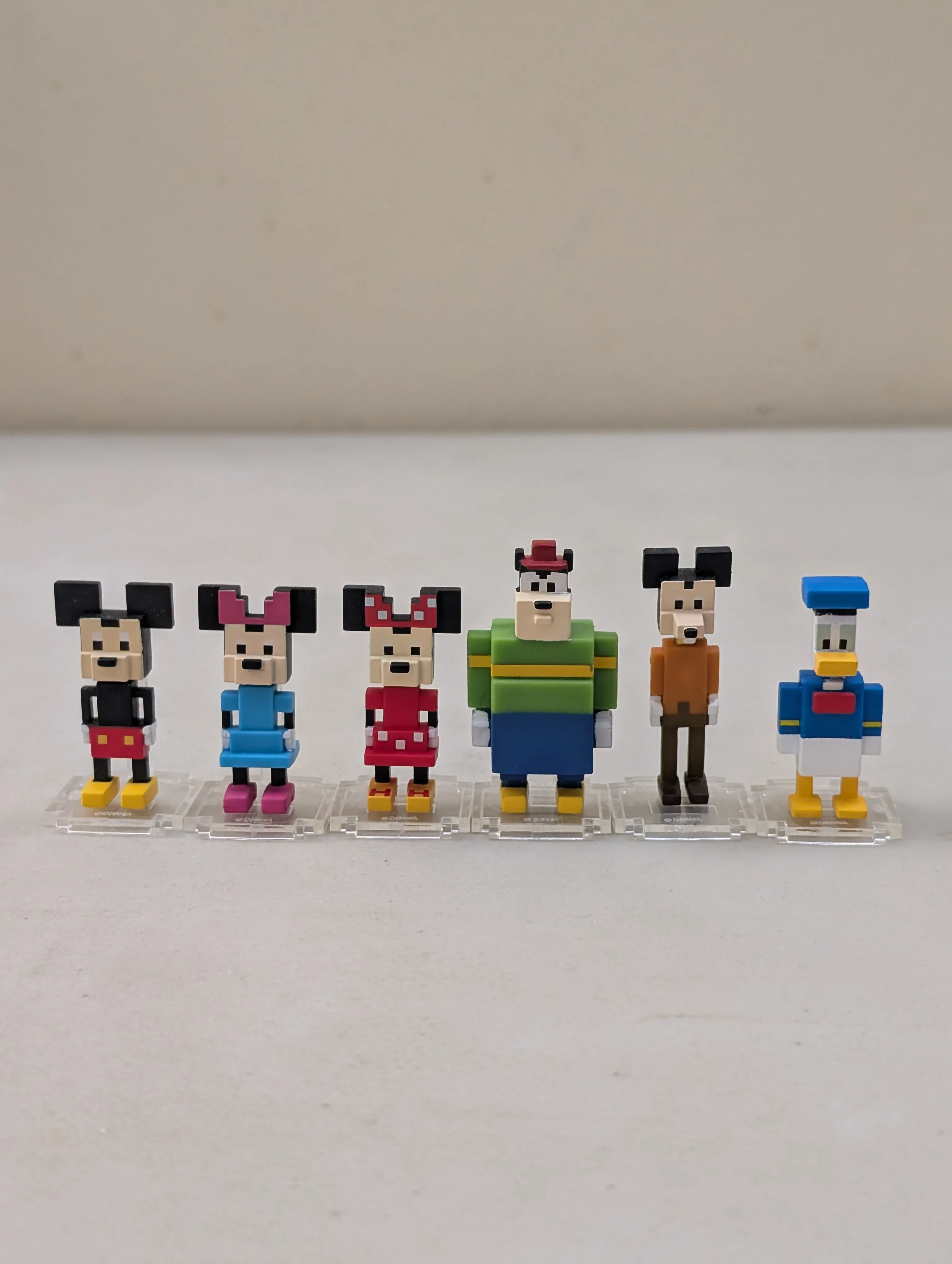 Crossy Road 8 Bit Mini Figures (bundle)