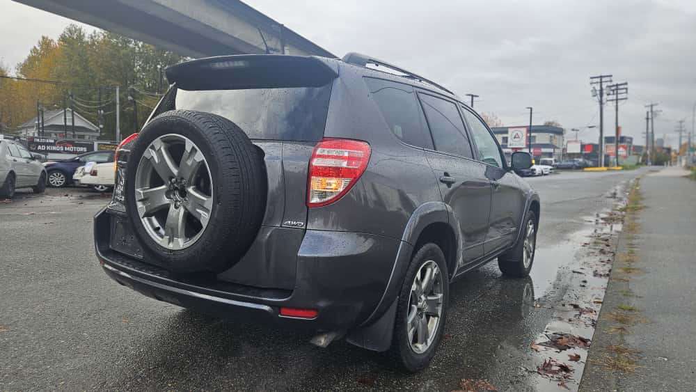 2011 Toyota Rav4 4X4, Clean Title - photo 3