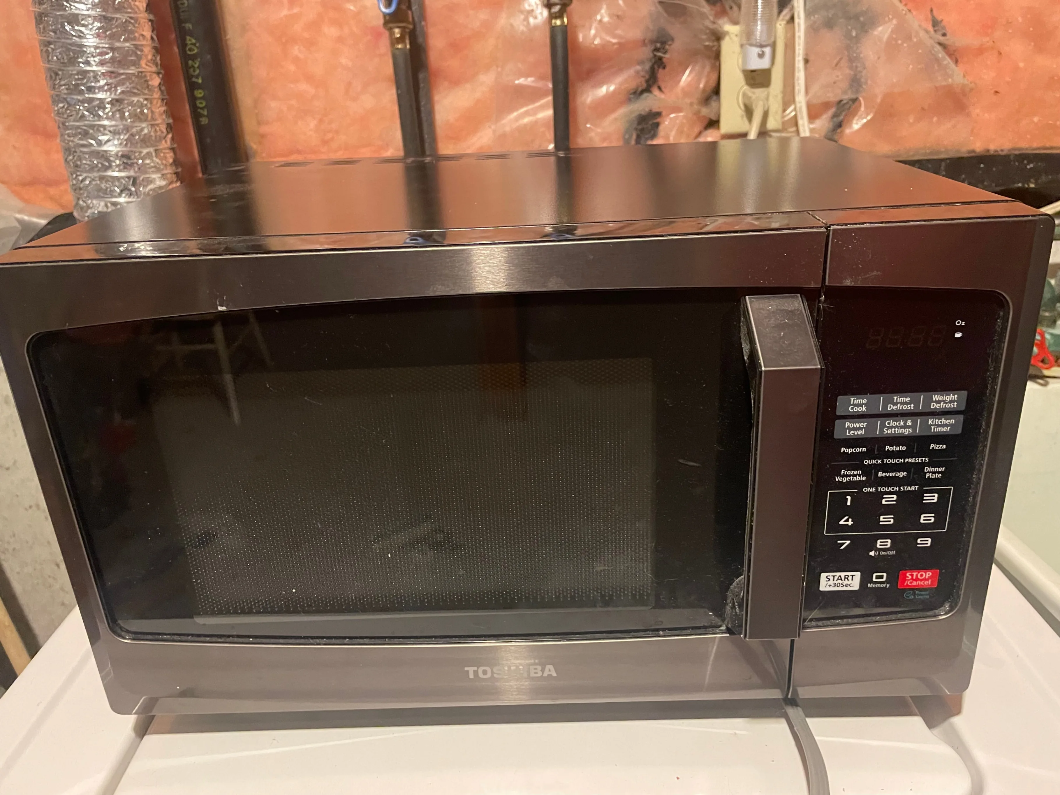 Microwave Oven, 0.9 Cu Ft/900W