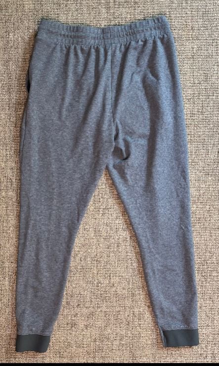 Gymshark Light Gray Joggers Adult Medium - photo 3