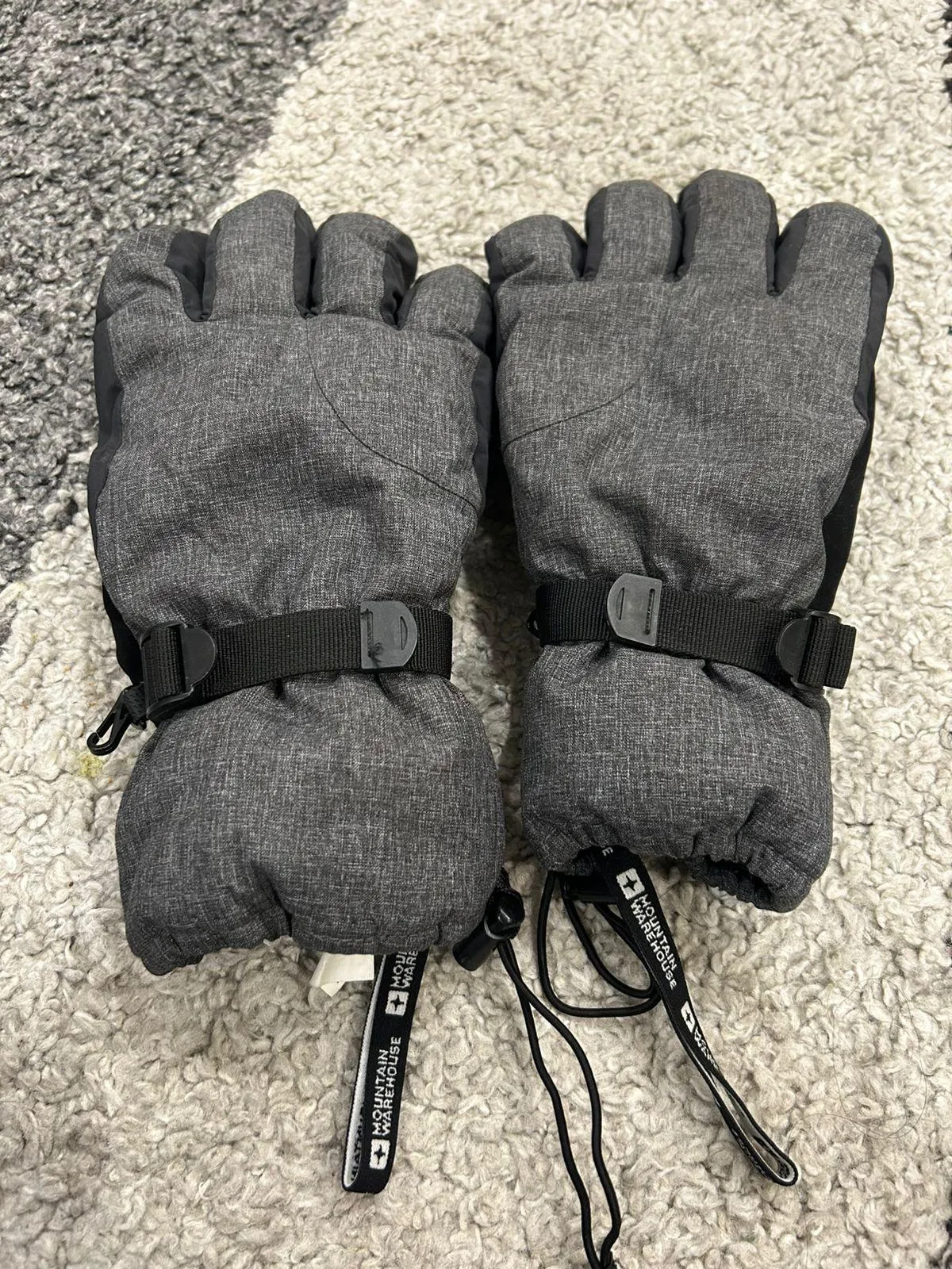 Snow Boots + Winter Gloves Set – Excellent for Cold Weather image indicator(4)