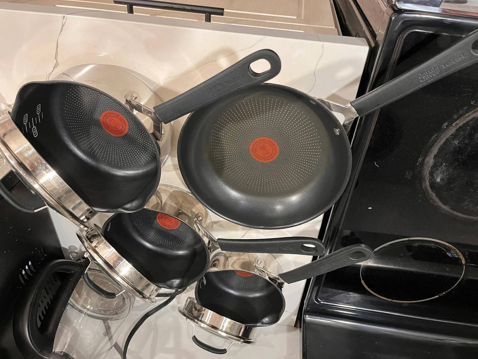 3-Pack of Cooking Pots & Pan– Great Condition - Negotiable image indicator(2)