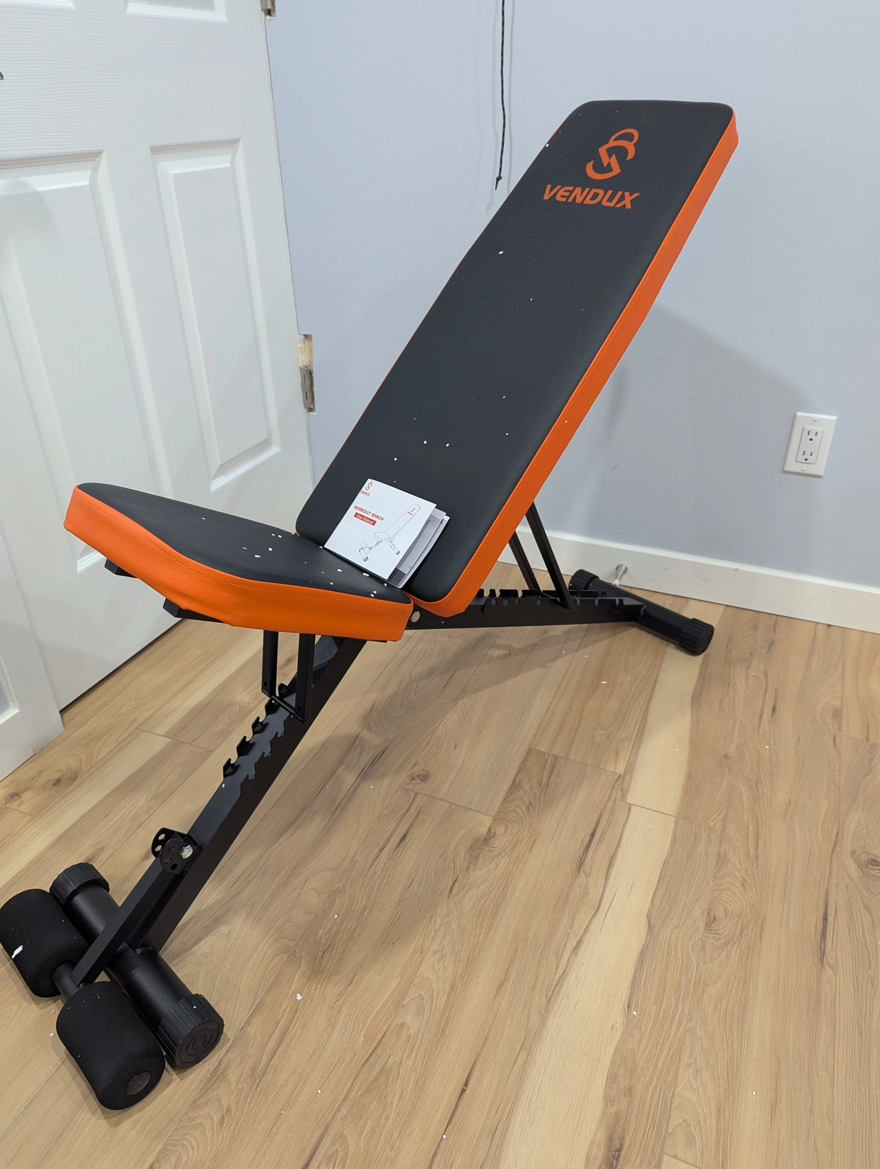 Adjustable Foldable Weight Bench image indicator(10)