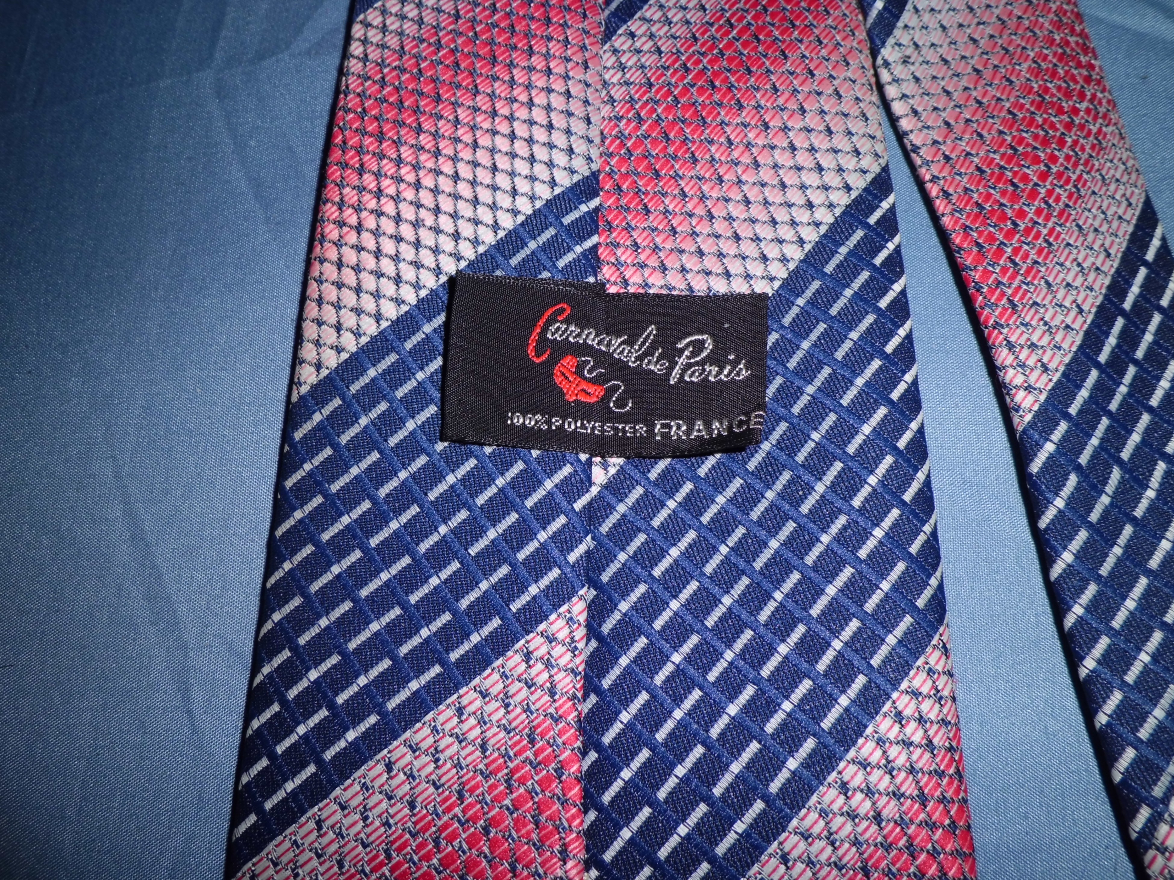 Vintage Gentlemen's "Carnaval De Paris" Tie - Made in France - photo 3