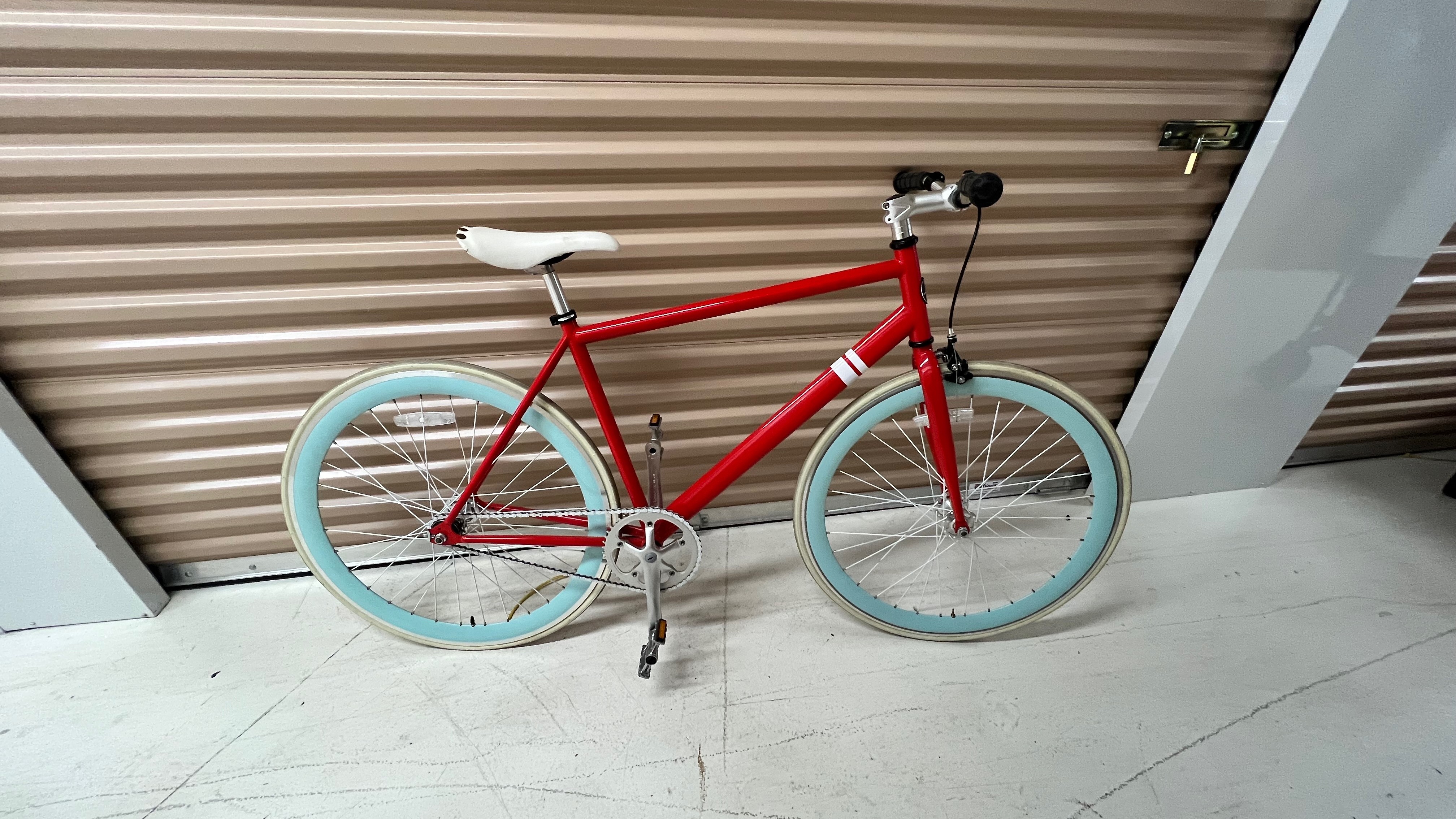 SOLE 49cm Small Single Speed Bike – Like New Red Frame Blue Rims
