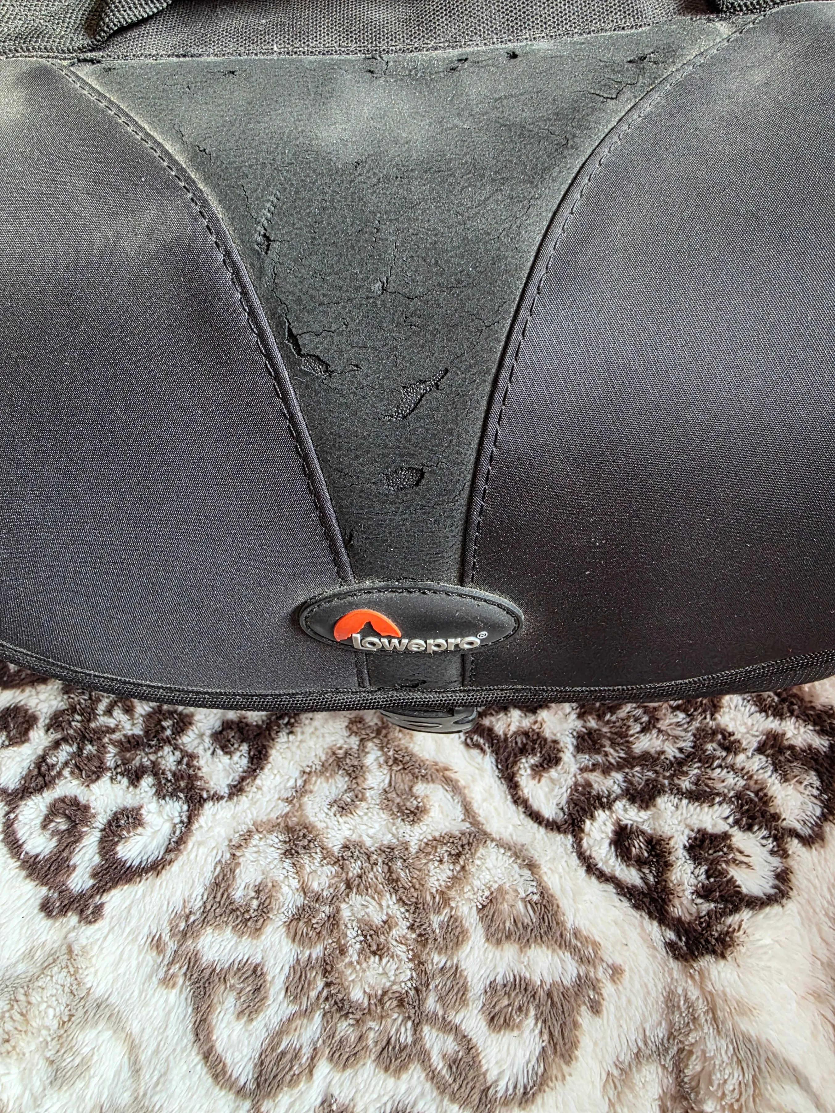 Lowepro Camera Bag - Black image indicator(6)