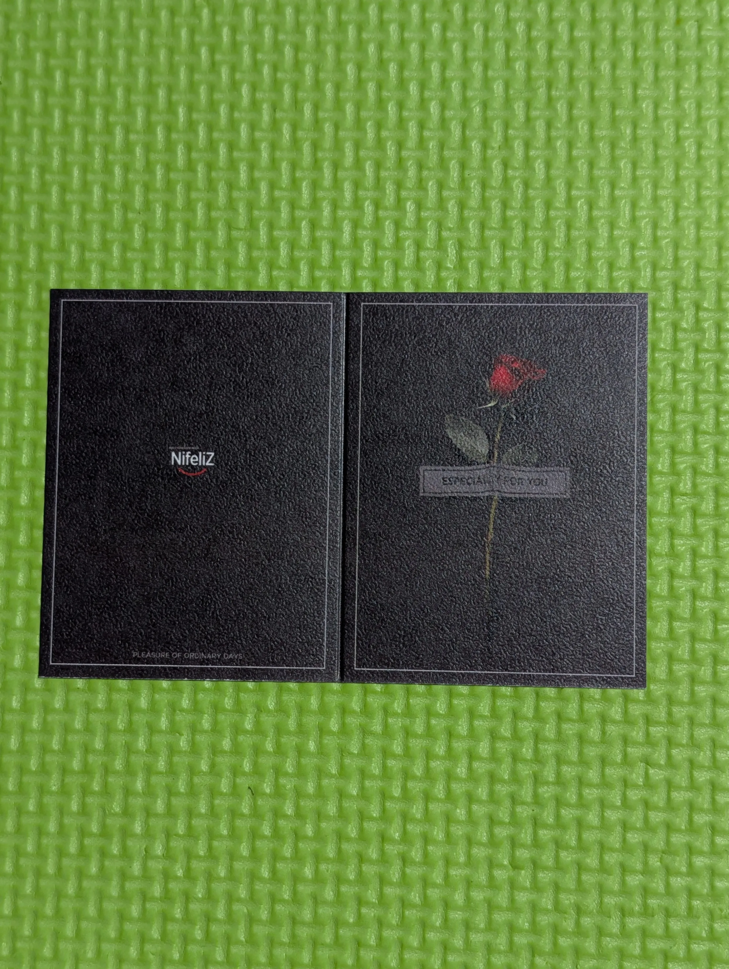 Nifeliz ROSEEVER Artificial Flowers Building Set image indicator(3)