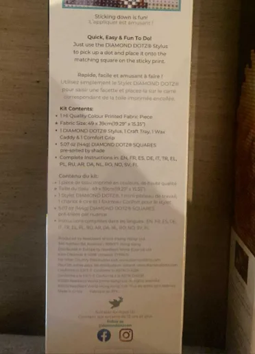 DIAMOND DOTZ Gouldian Finch Diamond Painting Kits - 3 Available image indicator(4)