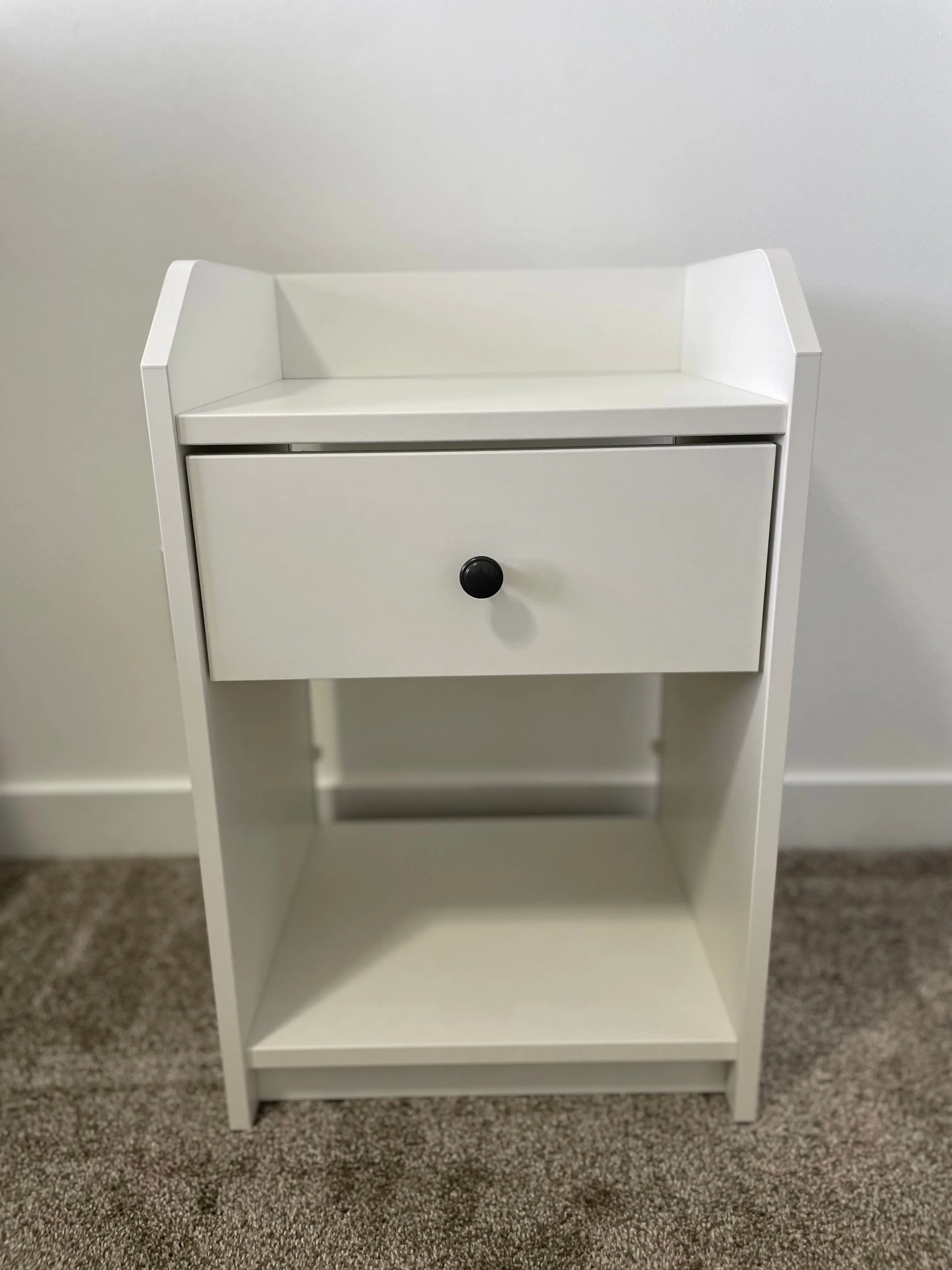 Wooden Nightstand with 1 Storage Drawer