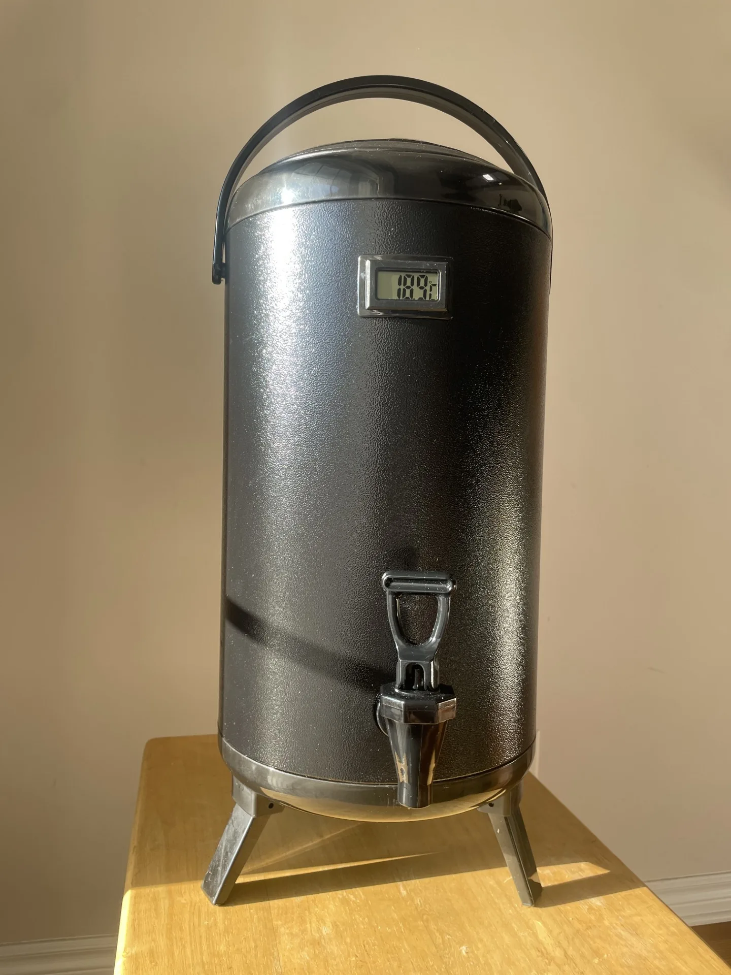 Beverage Dispenser (Hot/Cold) "Rental" 2 Gallons