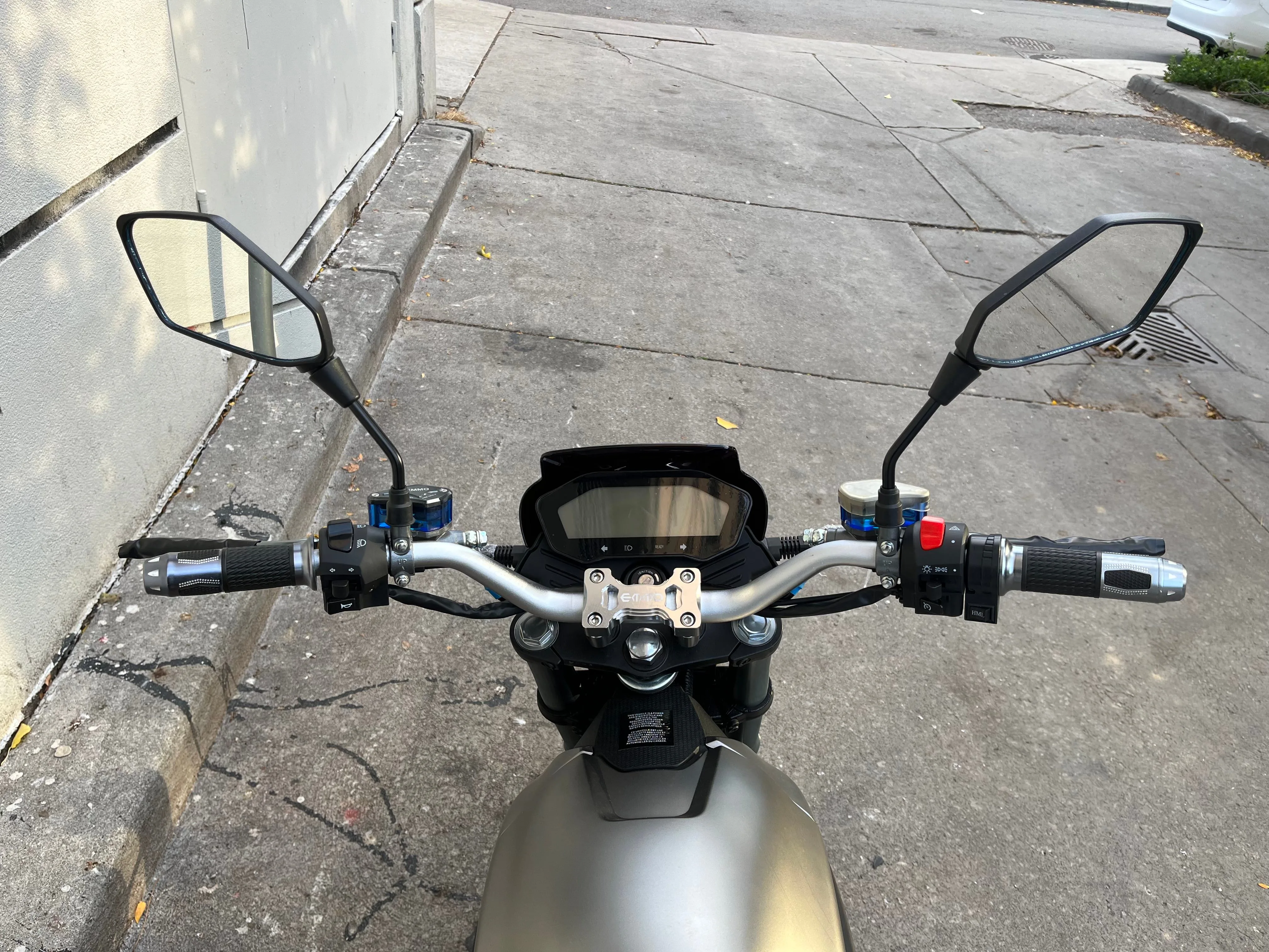 EMMO DX Electric Motorcycle | Showroom Demo / Full Warranty image indicator(6)