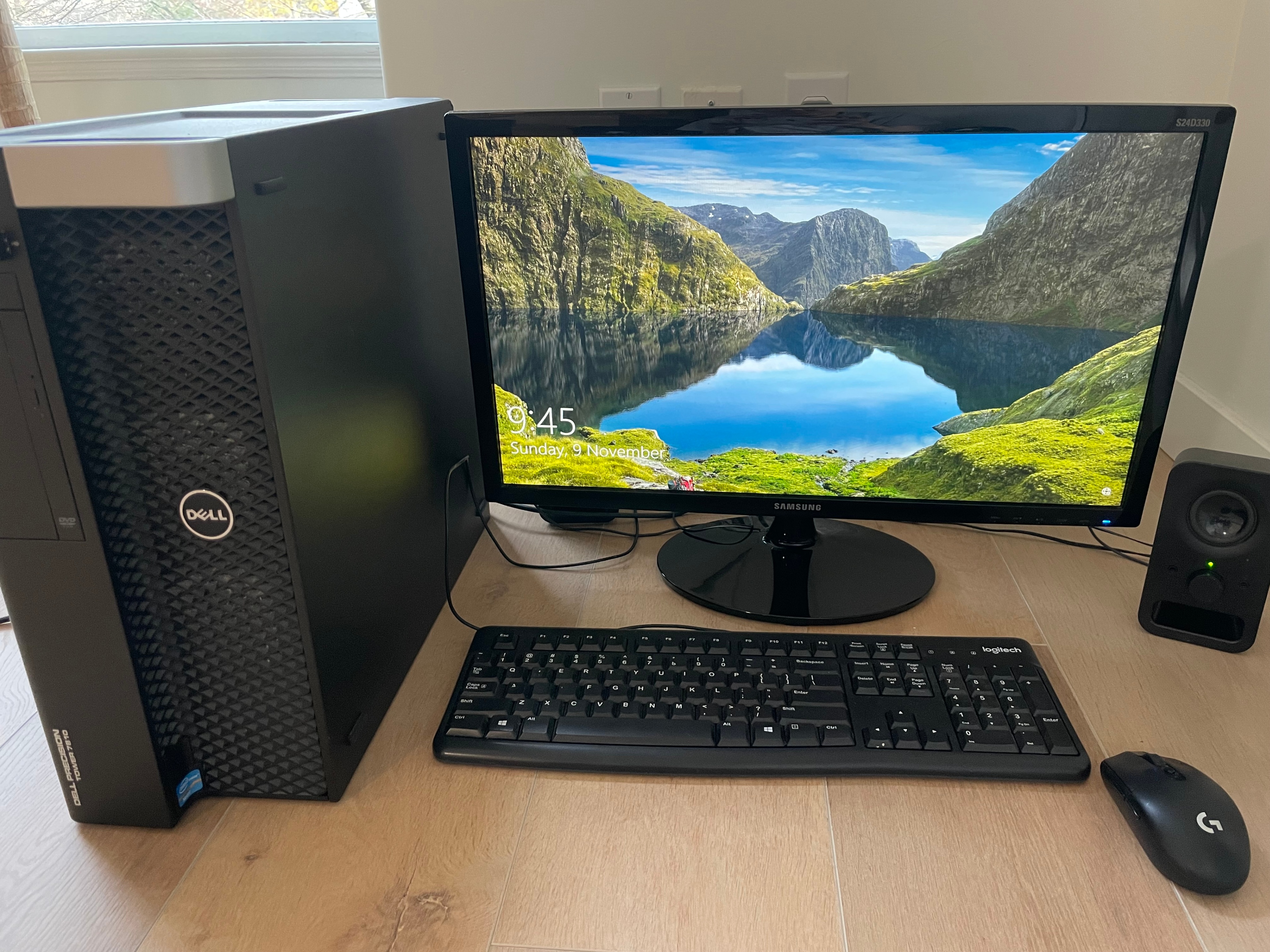 [Moving Sale]Dell computer + monitor + keyboard +speaker + mouse