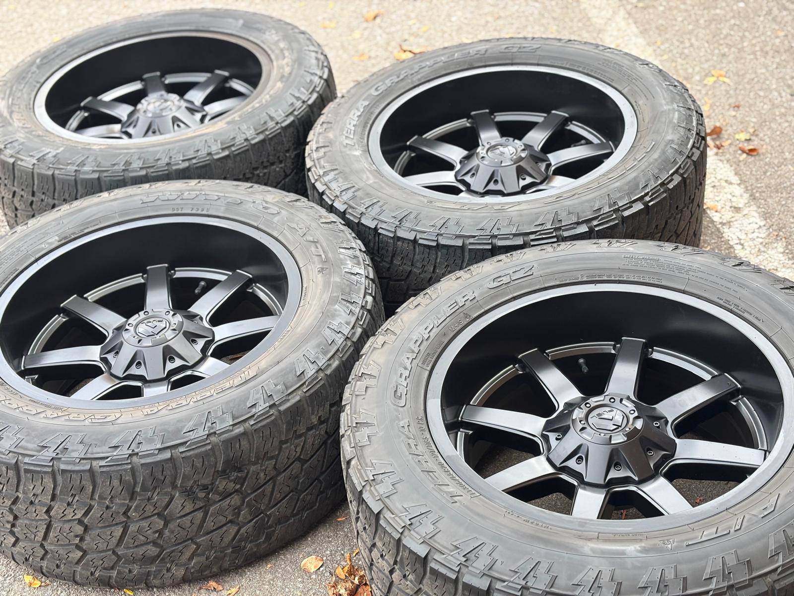 NEW 20"FUEL(6x135/6x139)+Used NITTO A/T- F150/Tahoe/Sierra/Silve