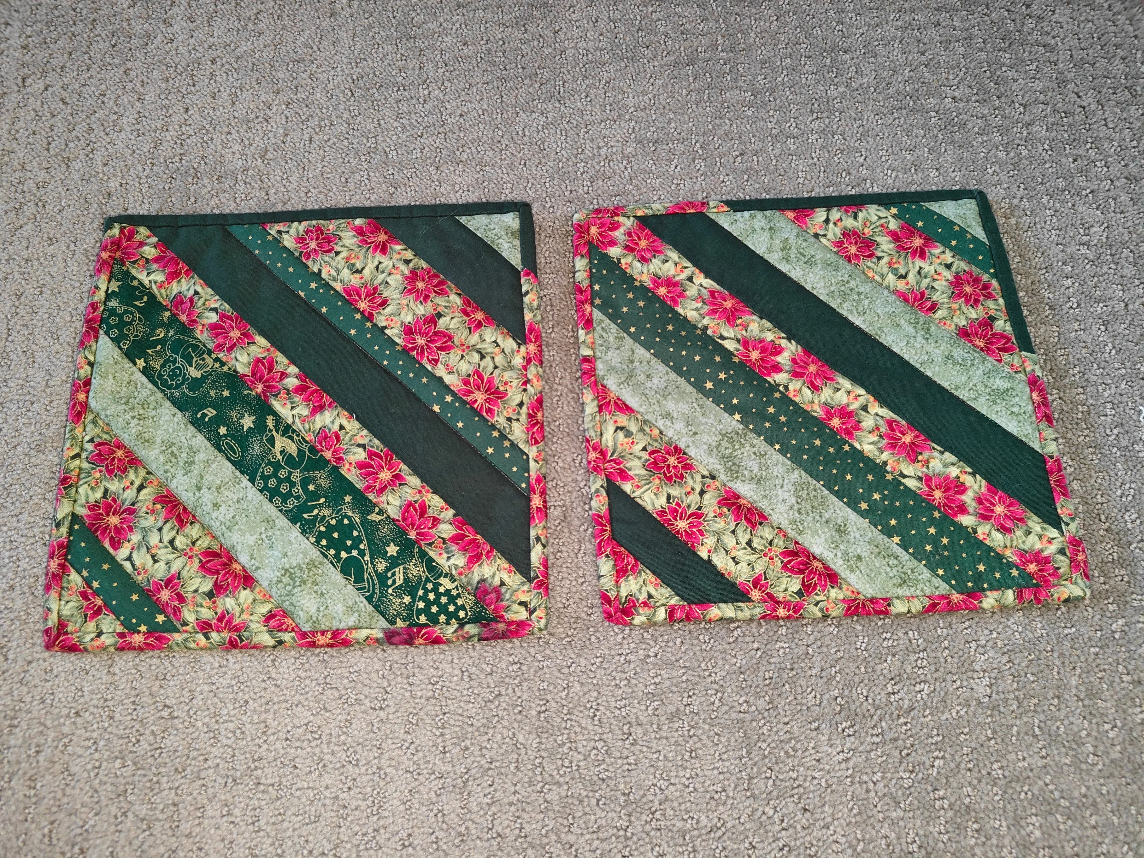 Fabric Placemats Coasters - Christmas Decoration Floral Set of 2 thumbnail