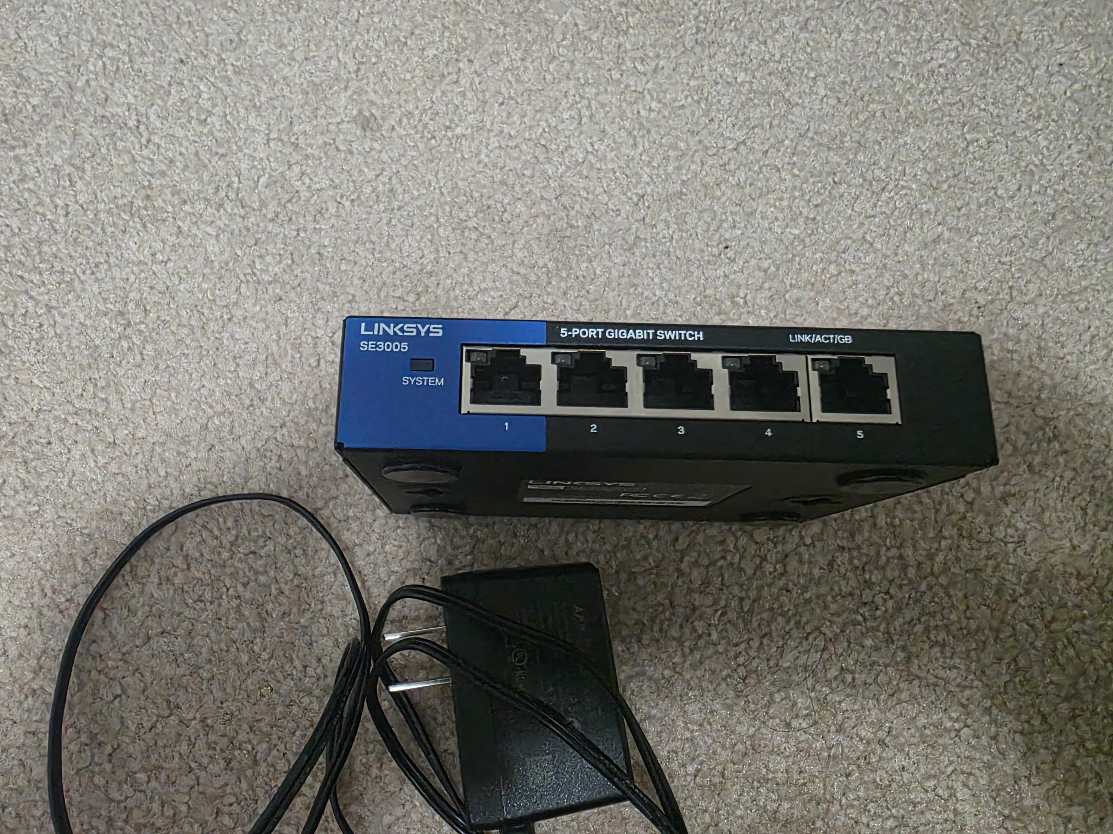 Linksys 5-Port Gigabit Ethernet Switch (SE3005)