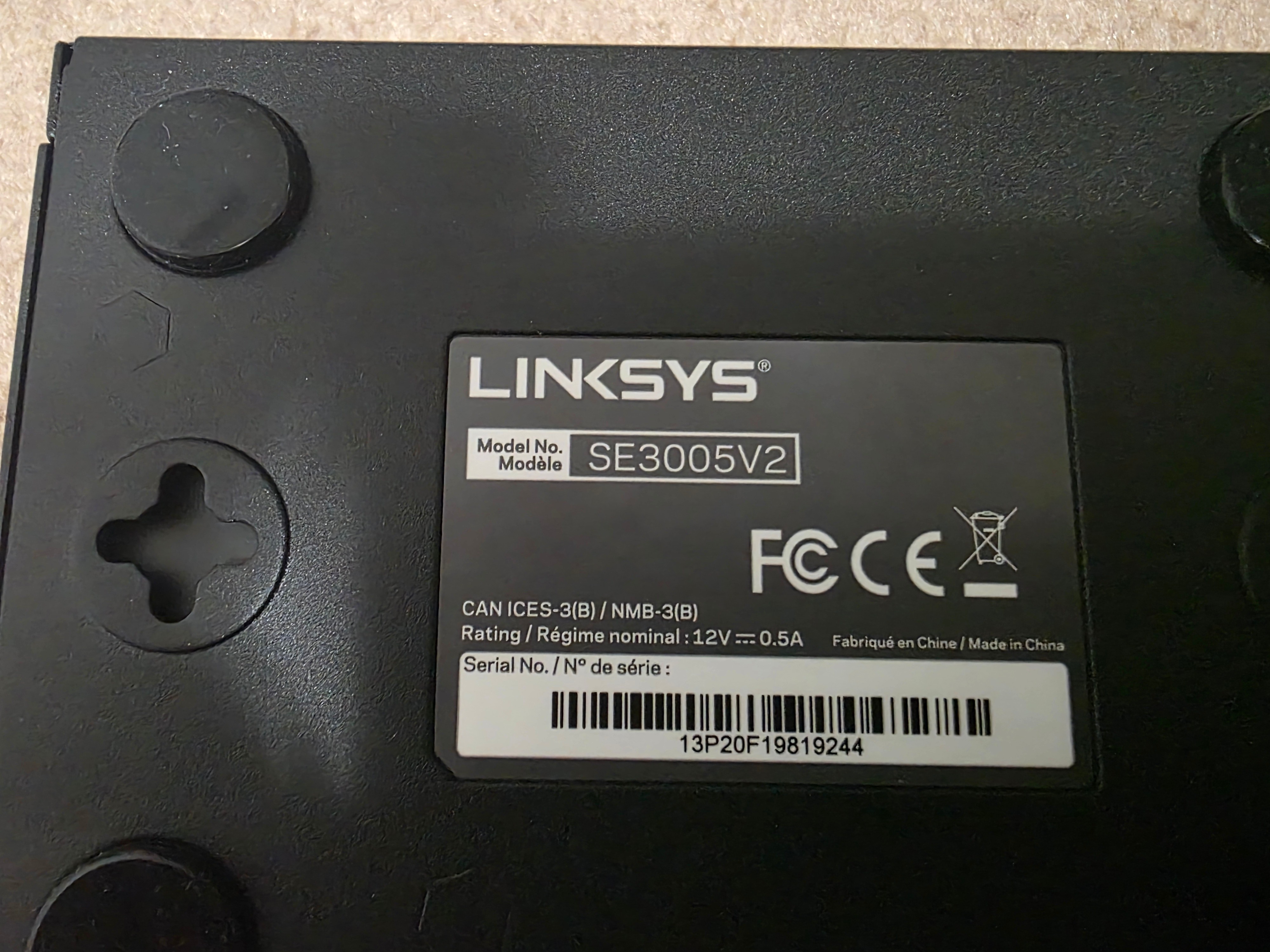 Linksys 5-Port Gigabit Ethernet Switch (SE3005) - photo 2