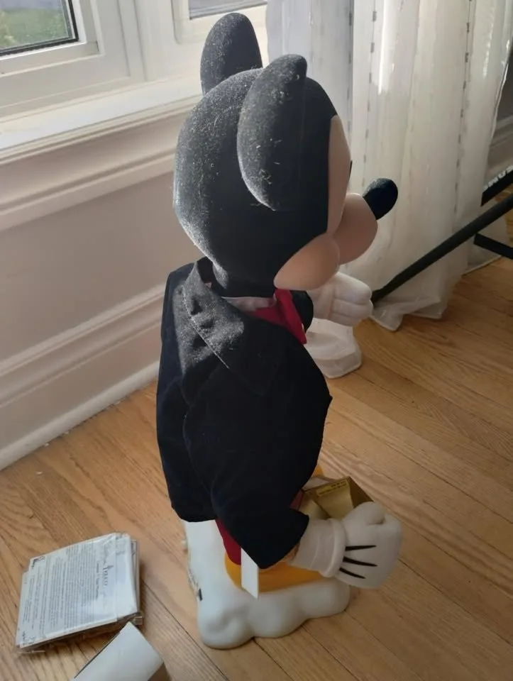 Vintage 1980s Telco Walt Disney 22" Mickey Mouse Christmas image indicator(4)