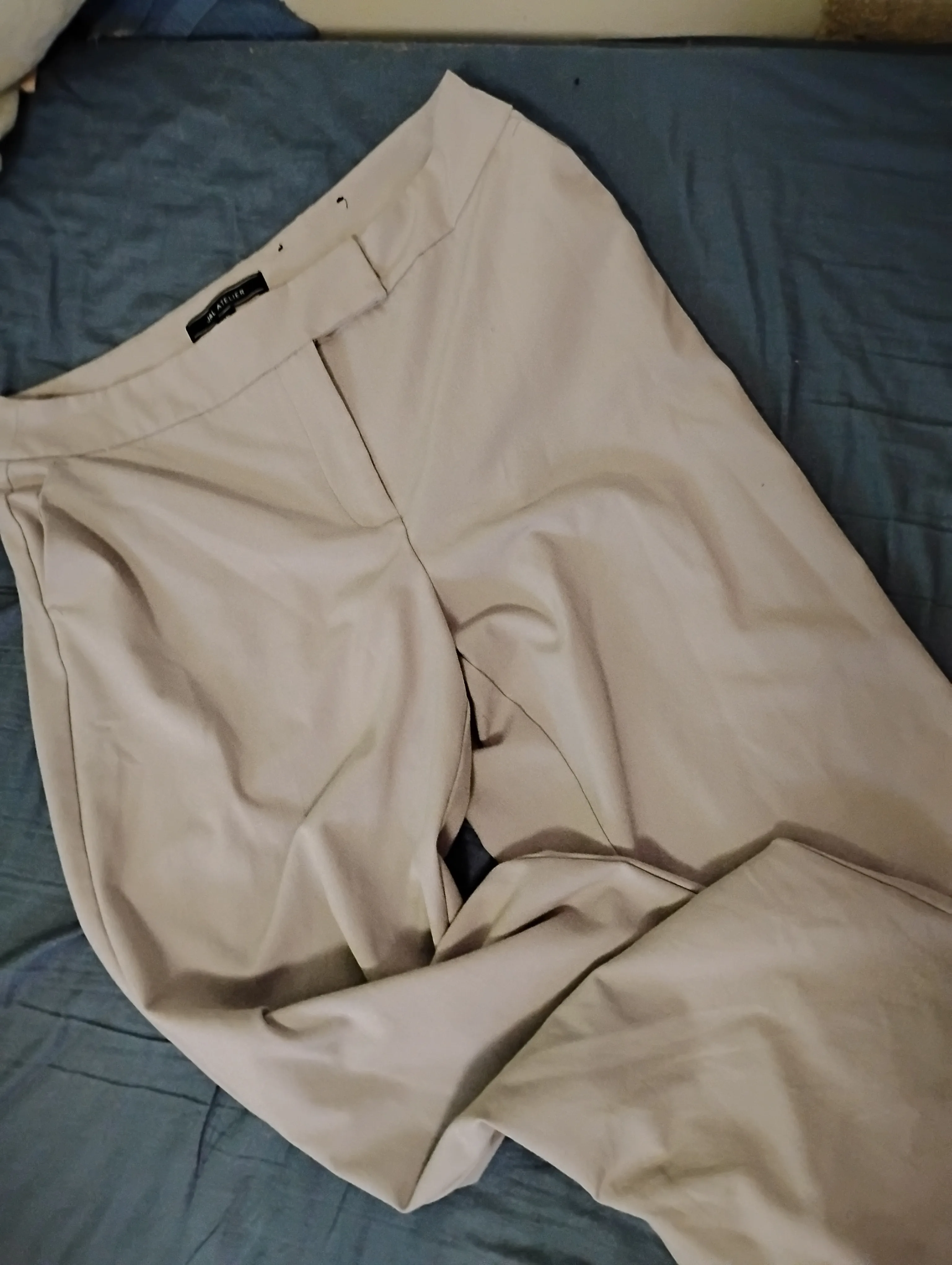 J&L Atelier Women’s Fashion Pants — Size Large (Good Condition thumbnail