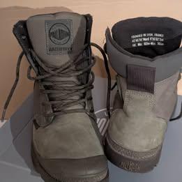 Mens/Womens Palladium Waterproof Boots - Size: Men-7, Women-8.5 - photo 2