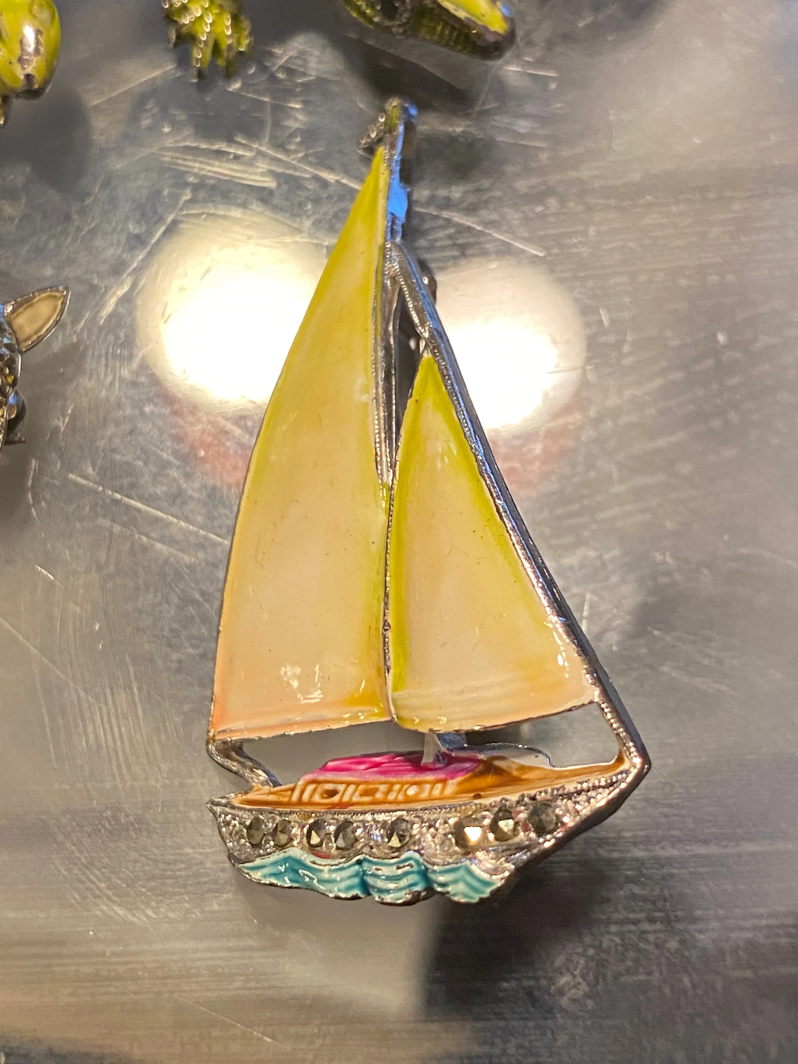 Sailboat, Lizard, Donkey Fashion Brooch image indicator(5)