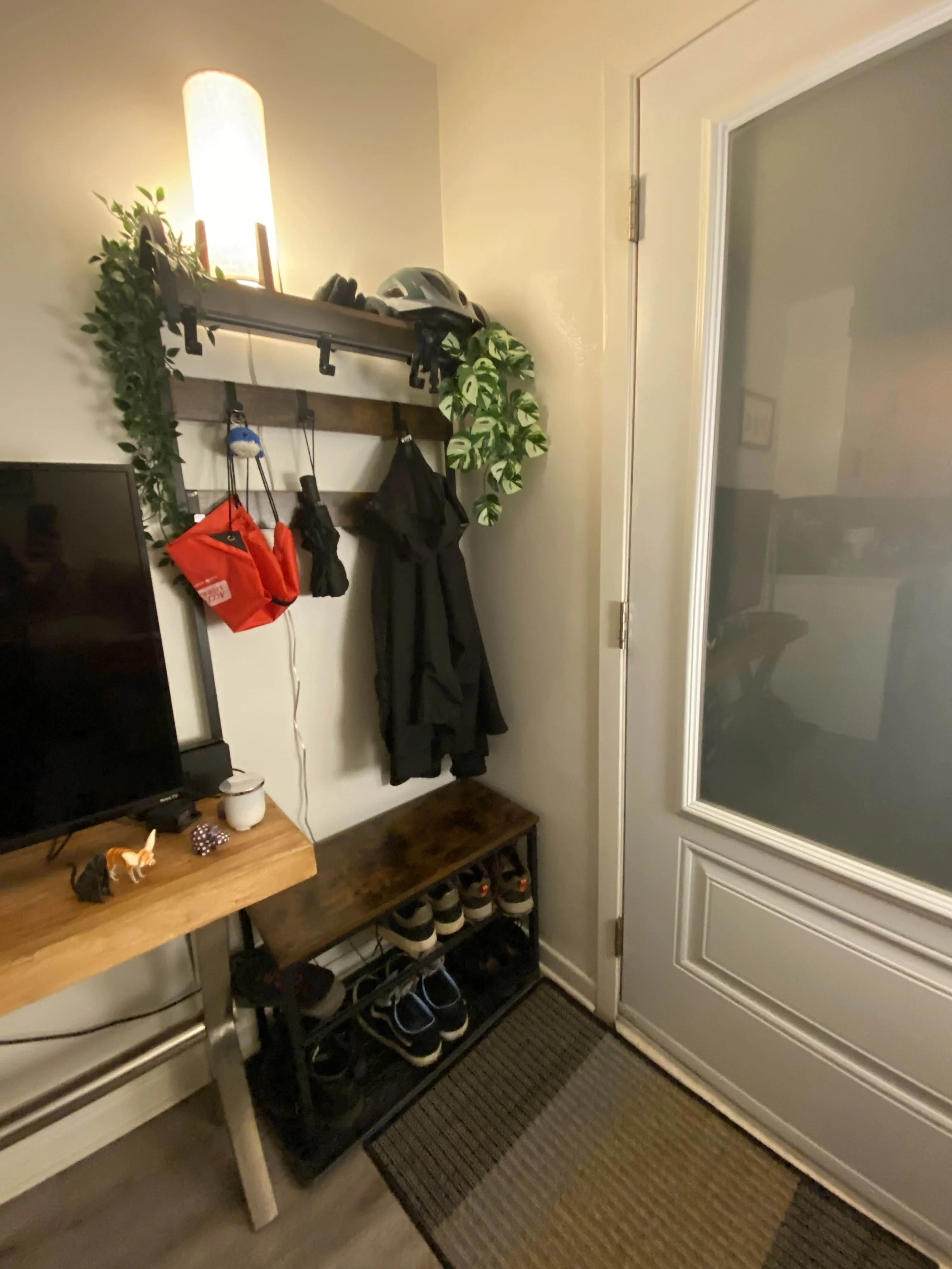 3-in-1: Coat Rack, Shoe Storage & Bench