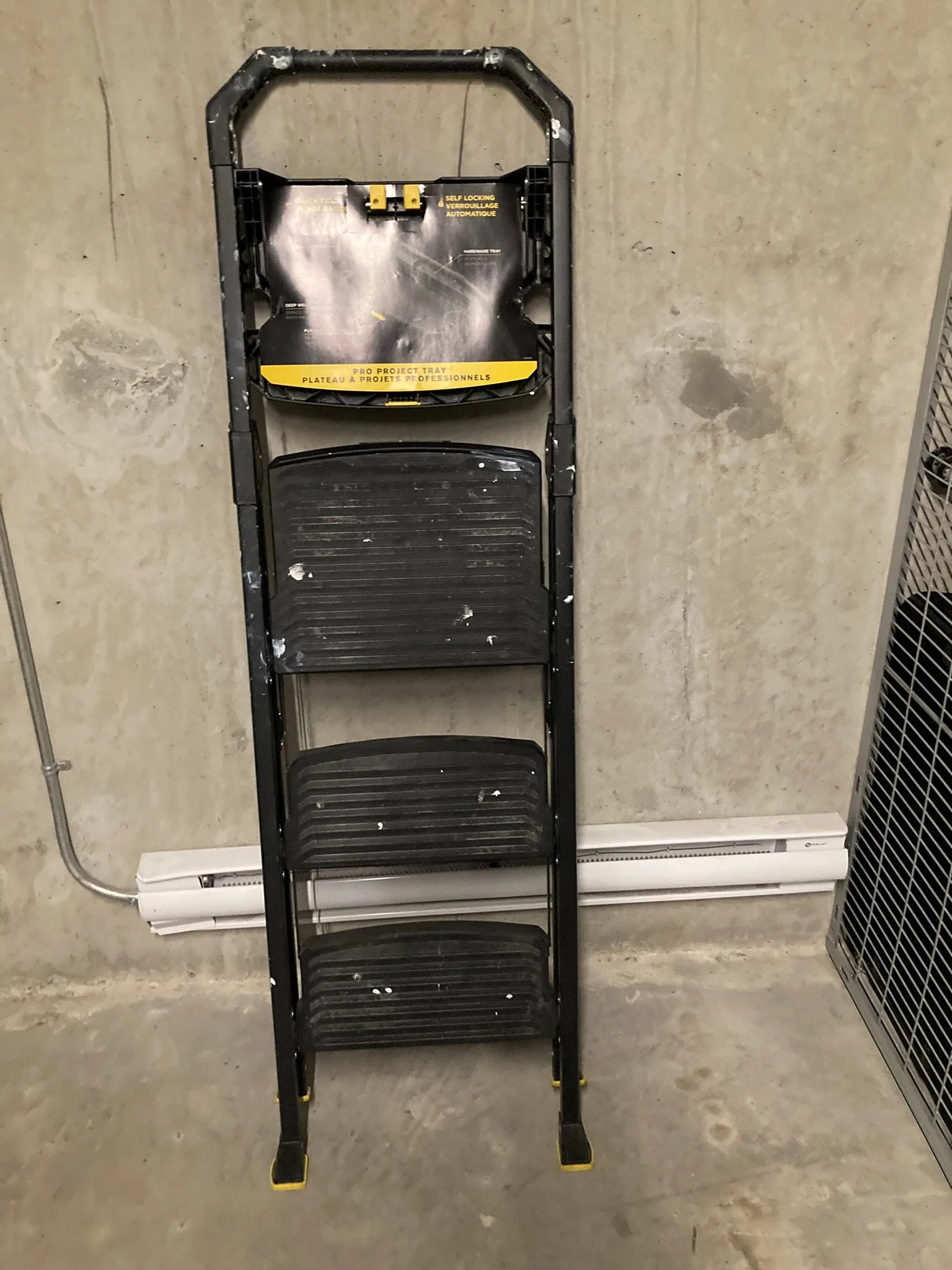 Three-step ladder 5ft image indicator(3)