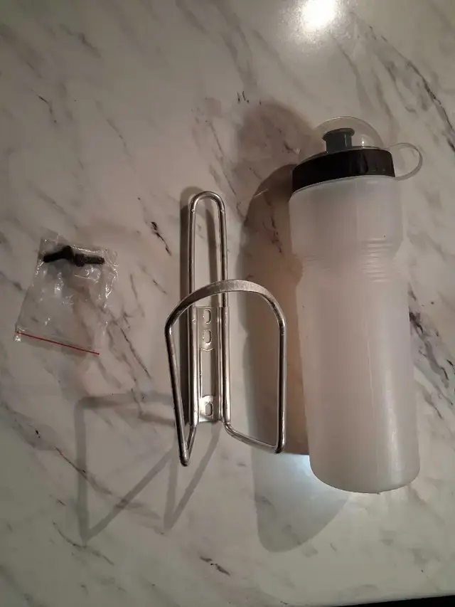 Bike Water Bottle with. Bottle cage