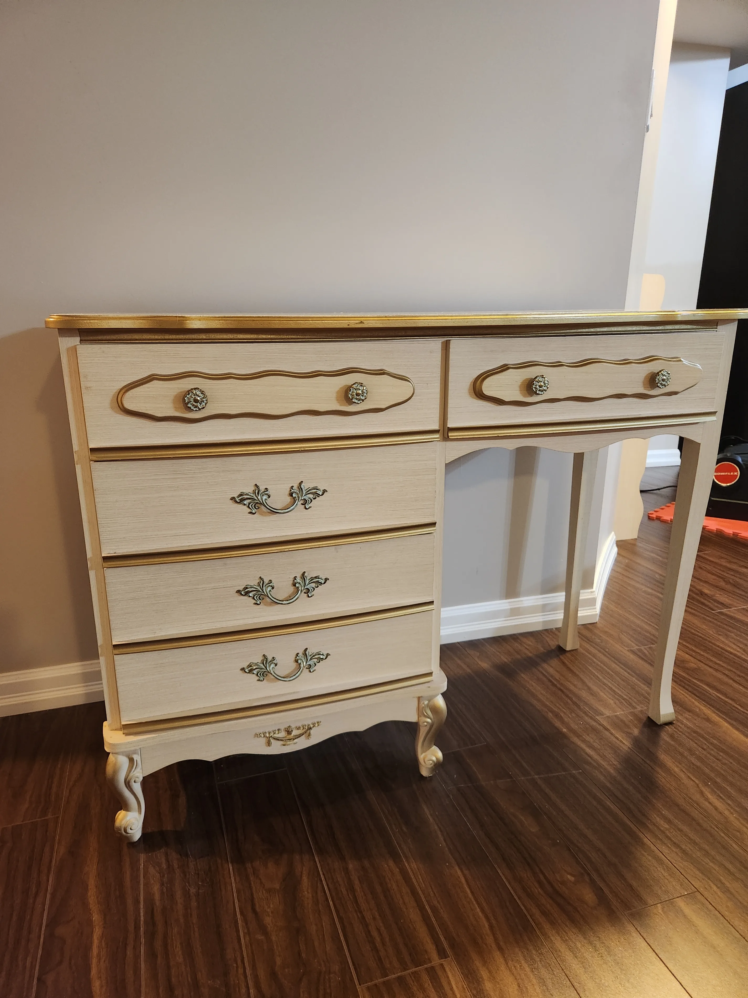 Vintage Child Bedroom Furniture image indicator(6)