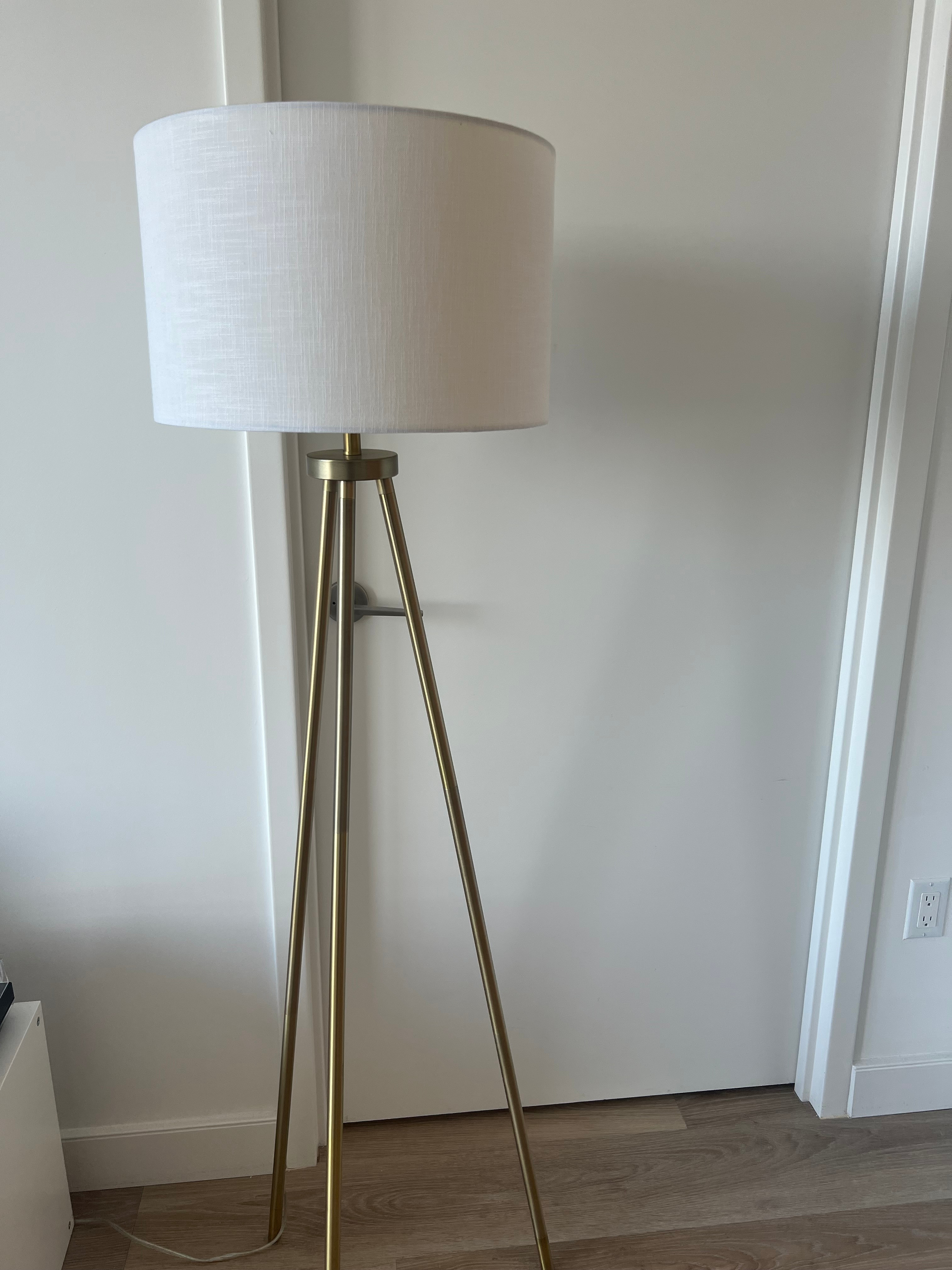TRIPOD FLOOR LAMP WITH SHADE, BRASS - photo 3