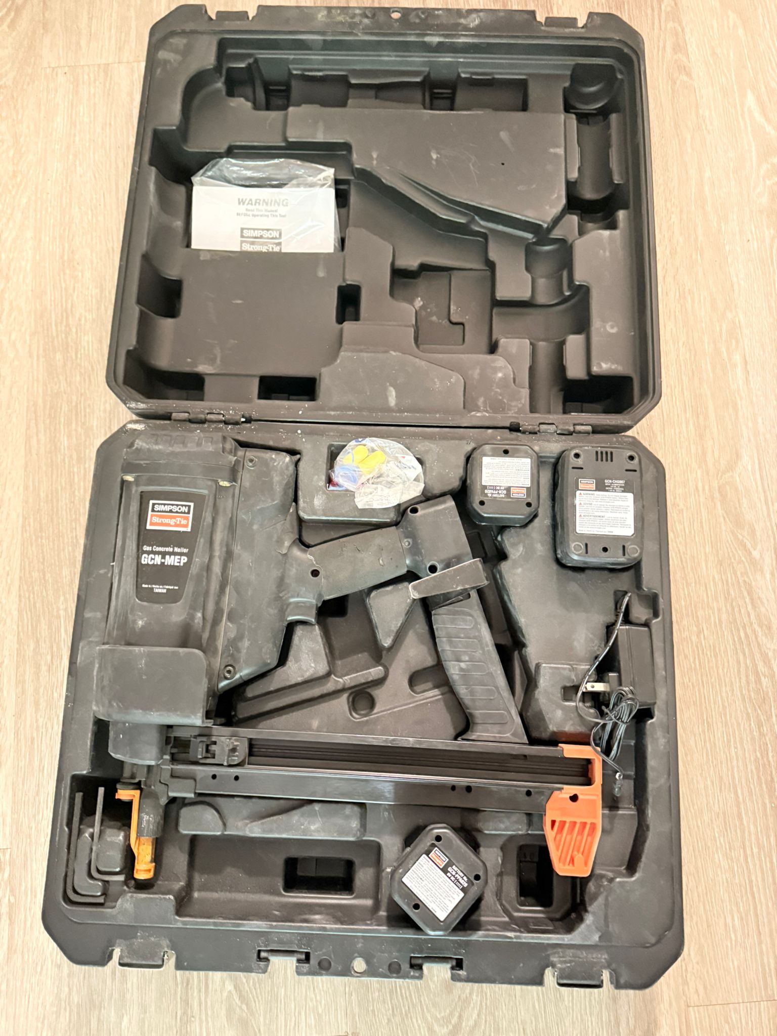 Simpson Strong-Tie G3 Gas Actuated Cordless Concrete Nailer