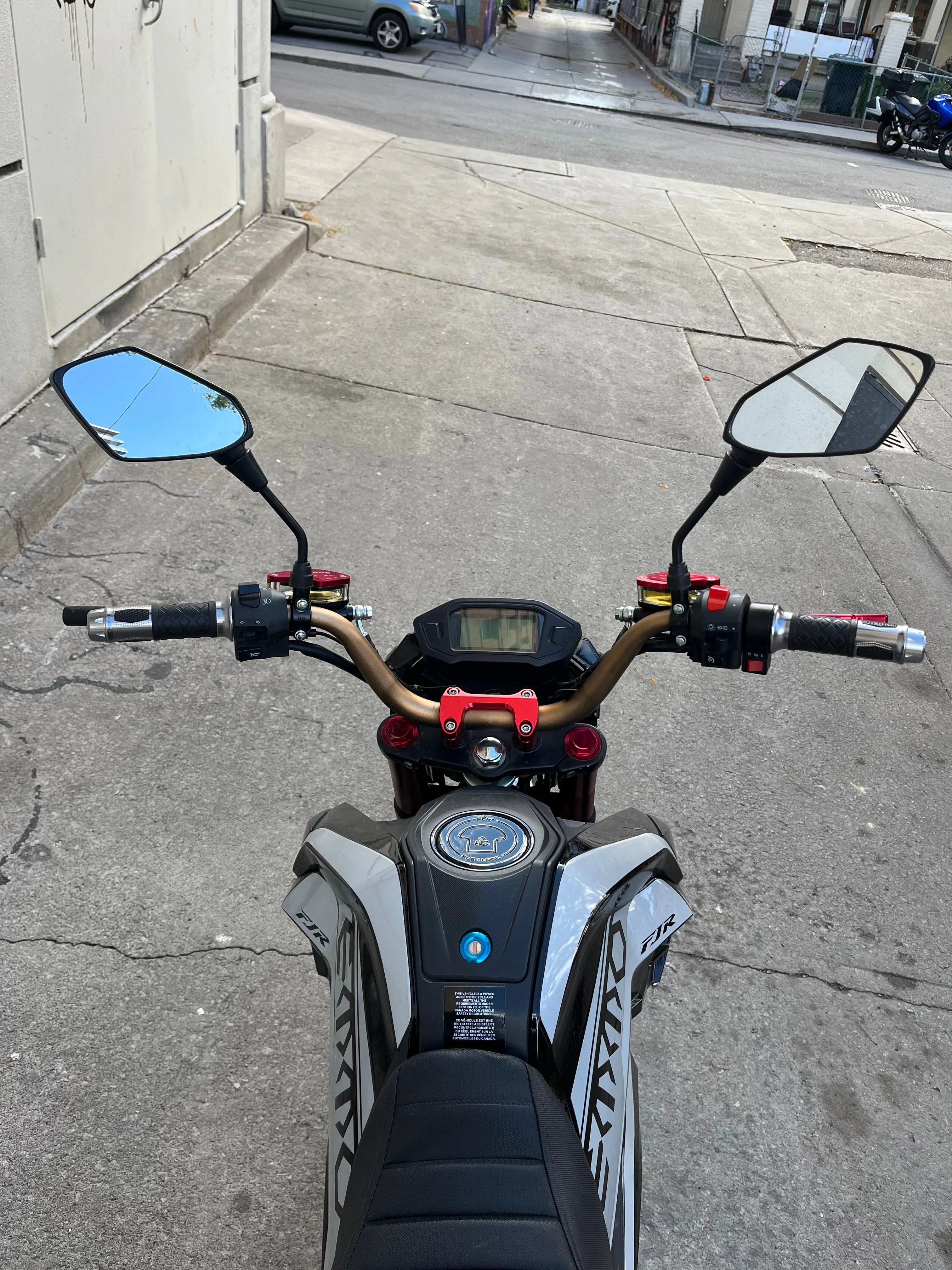 Emmo 72V Gandan | Showroom Demo / As-New / Full Warranty image indicator(6)