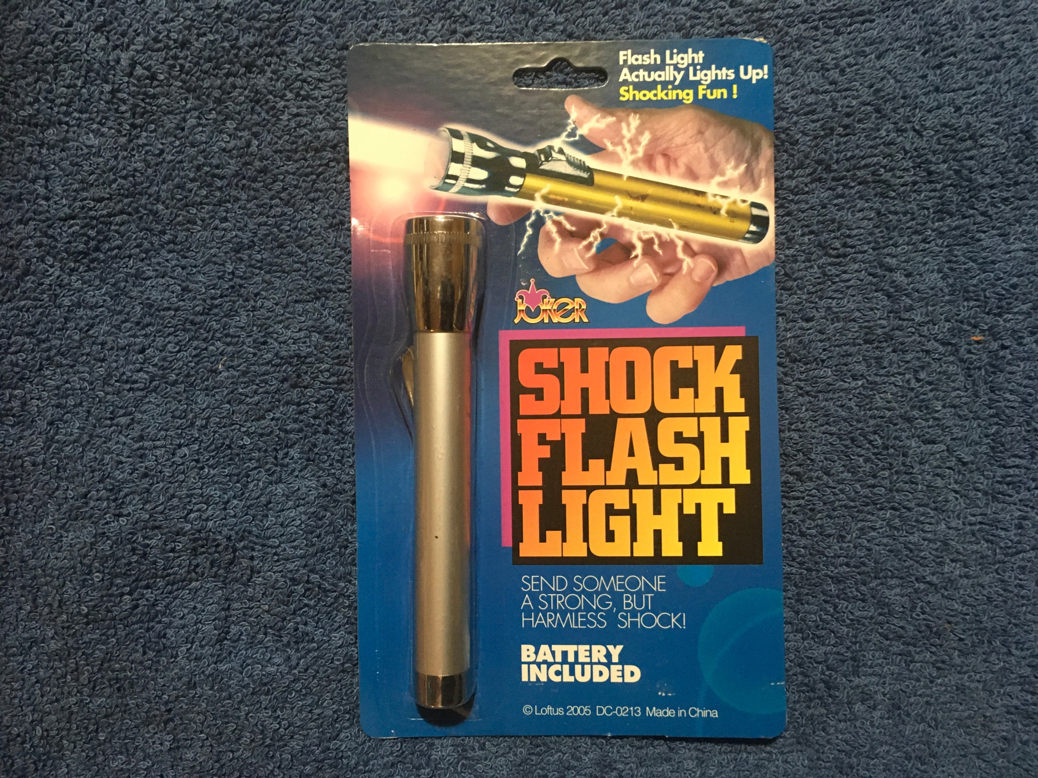 Shock Flash Light - Fun Gag Gift! - photo 3