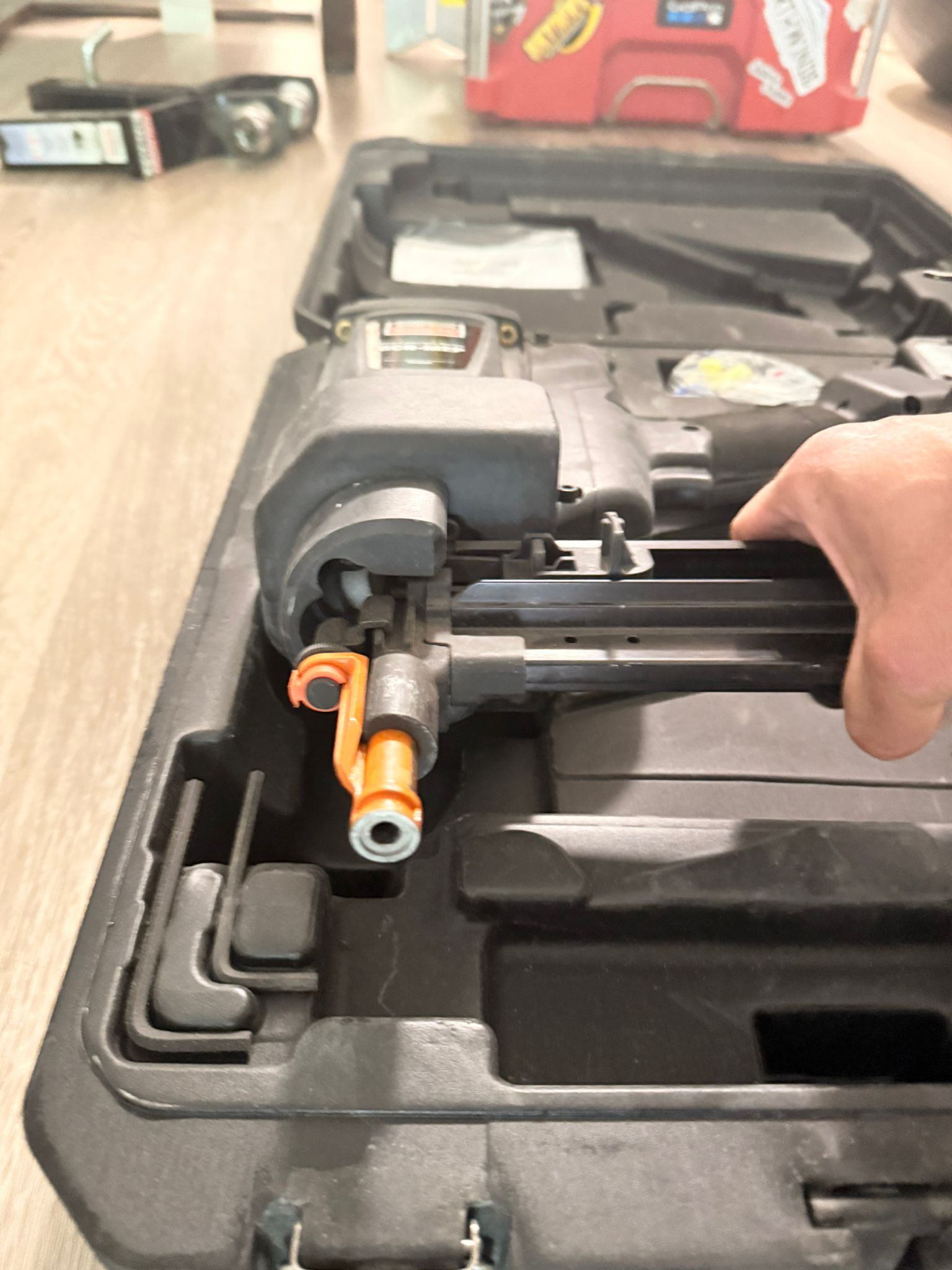 Simpson Strong-Tie G3 Gas Actuated Cordless Concrete Nailer - photo 2